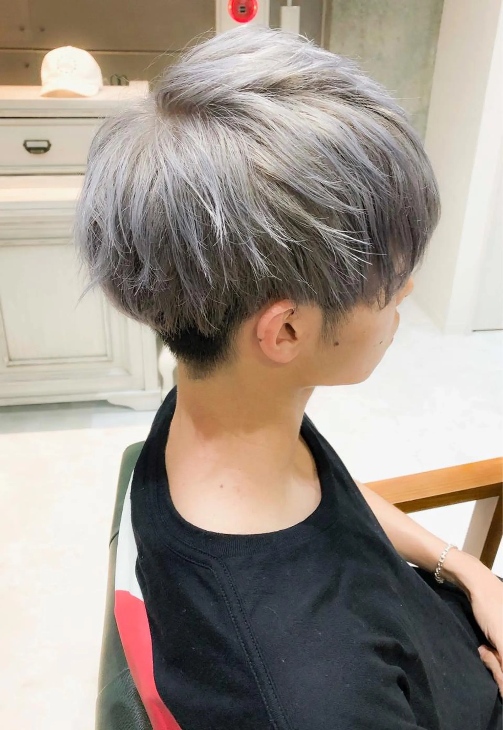 ショート カラー ヘアアレンジ メンズ アッシュ アッシュグレー アッシュグレージュ 透明感カラー グレージュ モテ髪透明感❤️ デイズヘアカラーのヘアスタイル