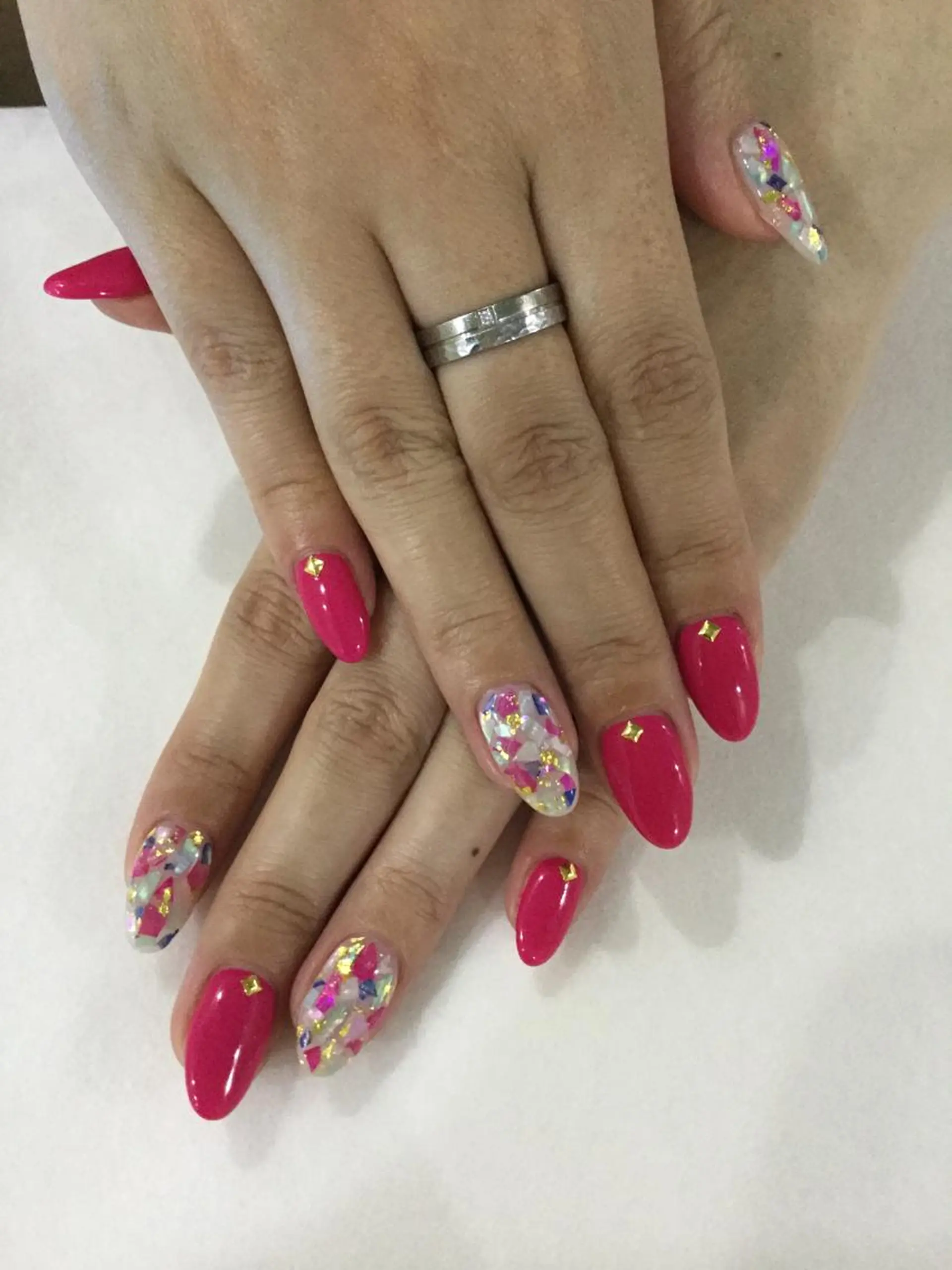 ネイル ハンドネイル 💎🐰 saki. m 🐰💎のネイルデザイン