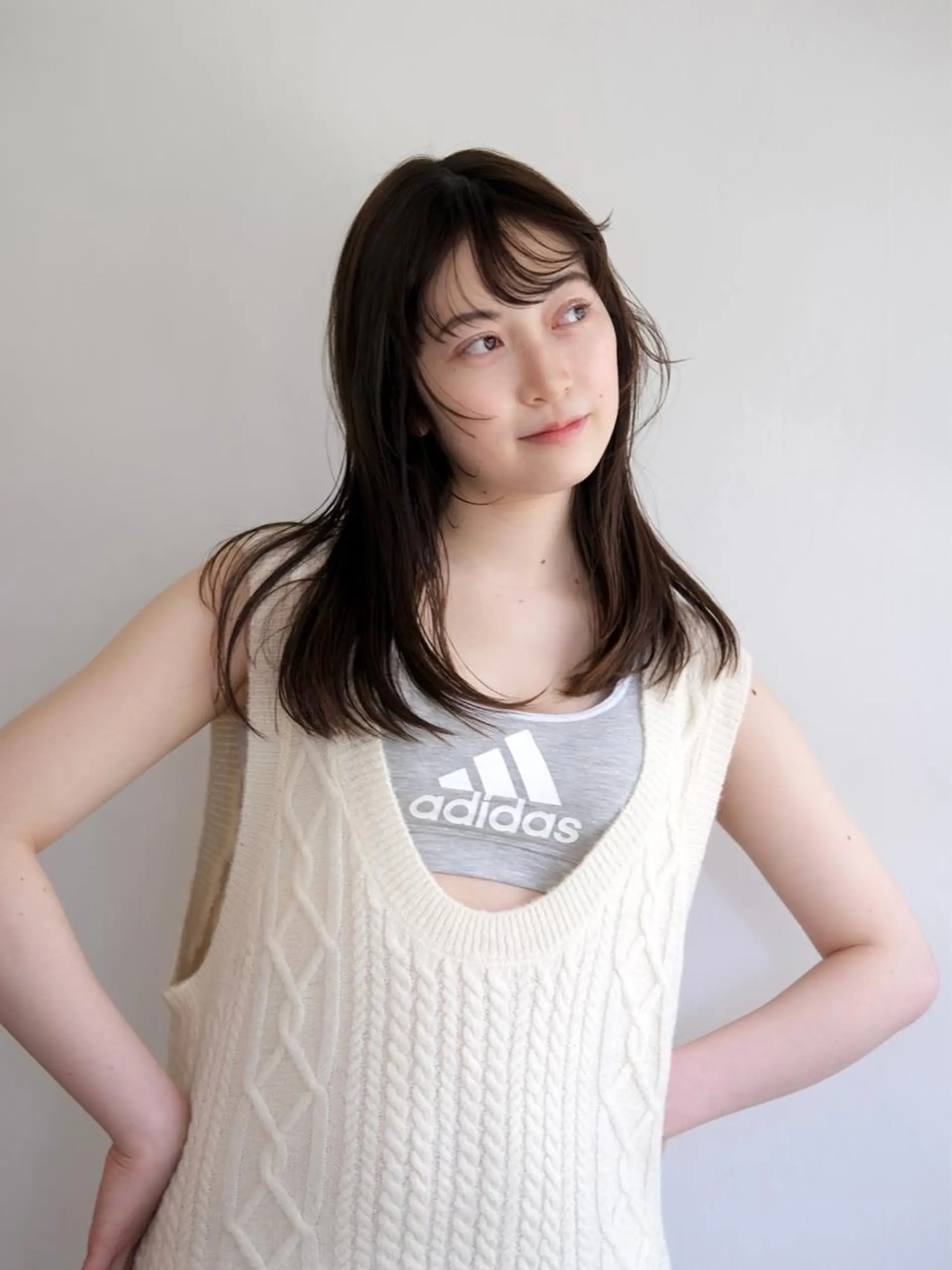 ロング カラー レイヤーカット レイヤーカット/栄/ 顔周り/キトウモエノのヘアスタイル