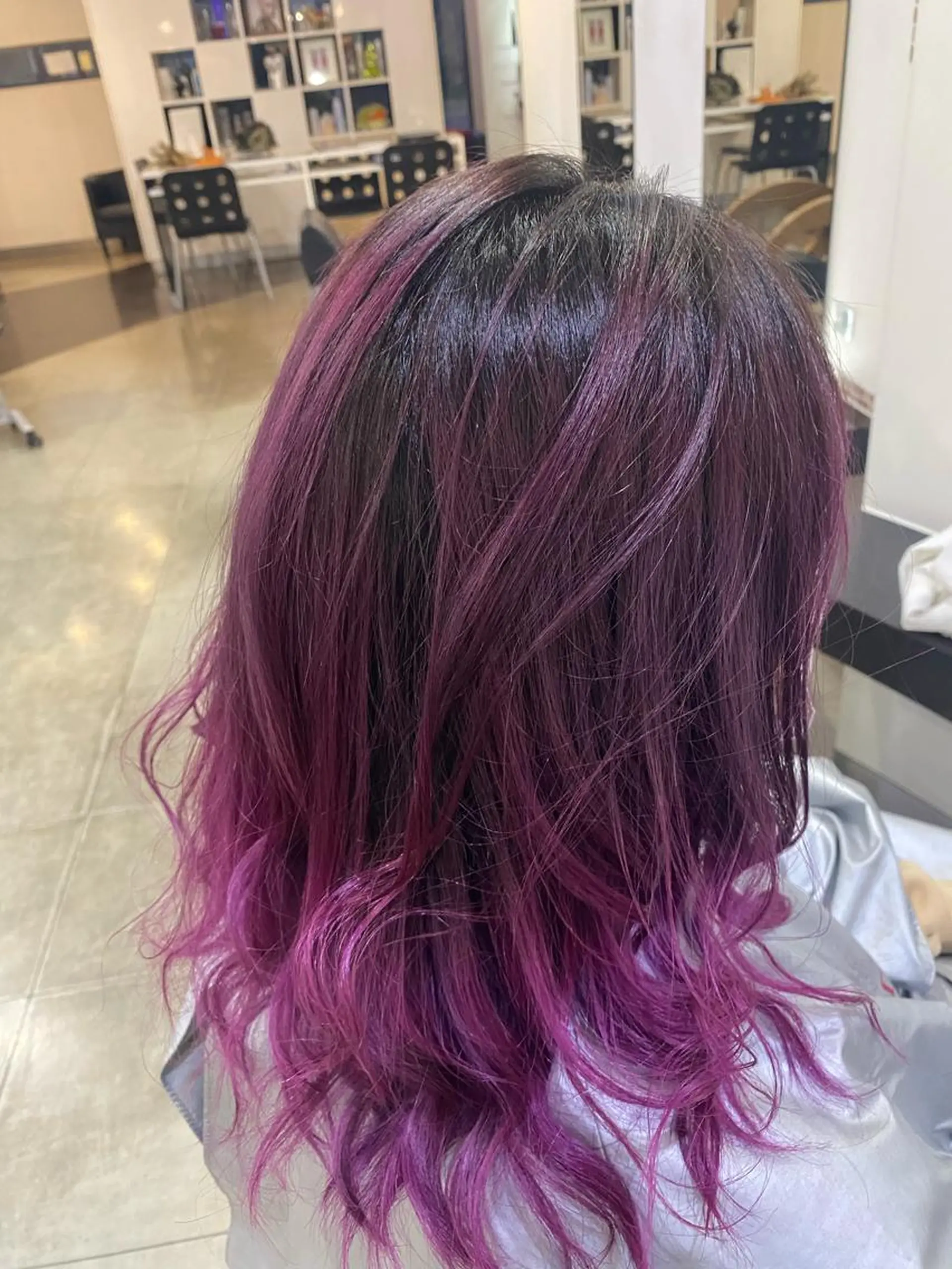 セミロング カラー ヘアアレンジ 烏山 達也のヘアスタイル