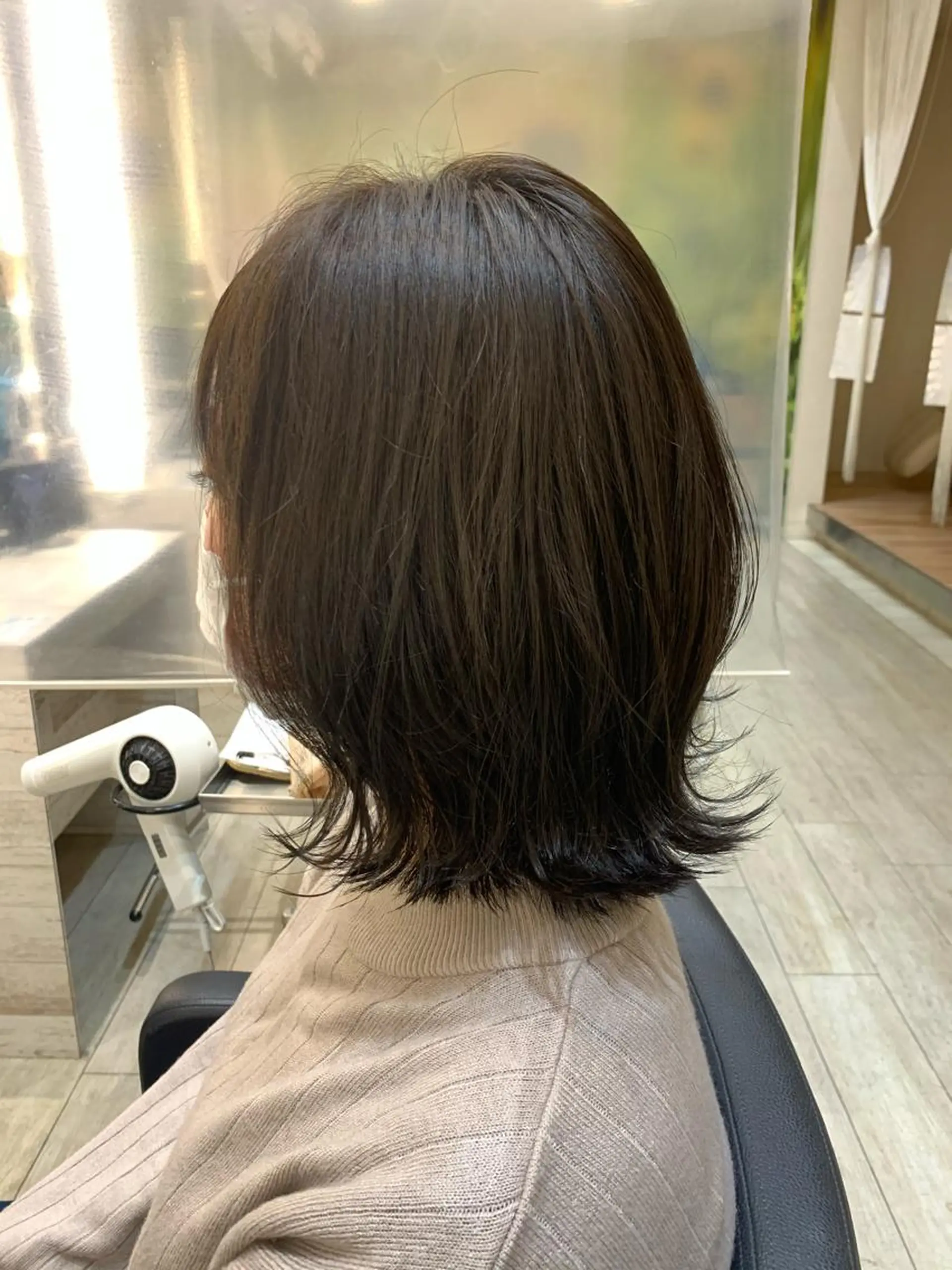 ショート レイヤー／パーマ 西山賢志のヘアスタイル