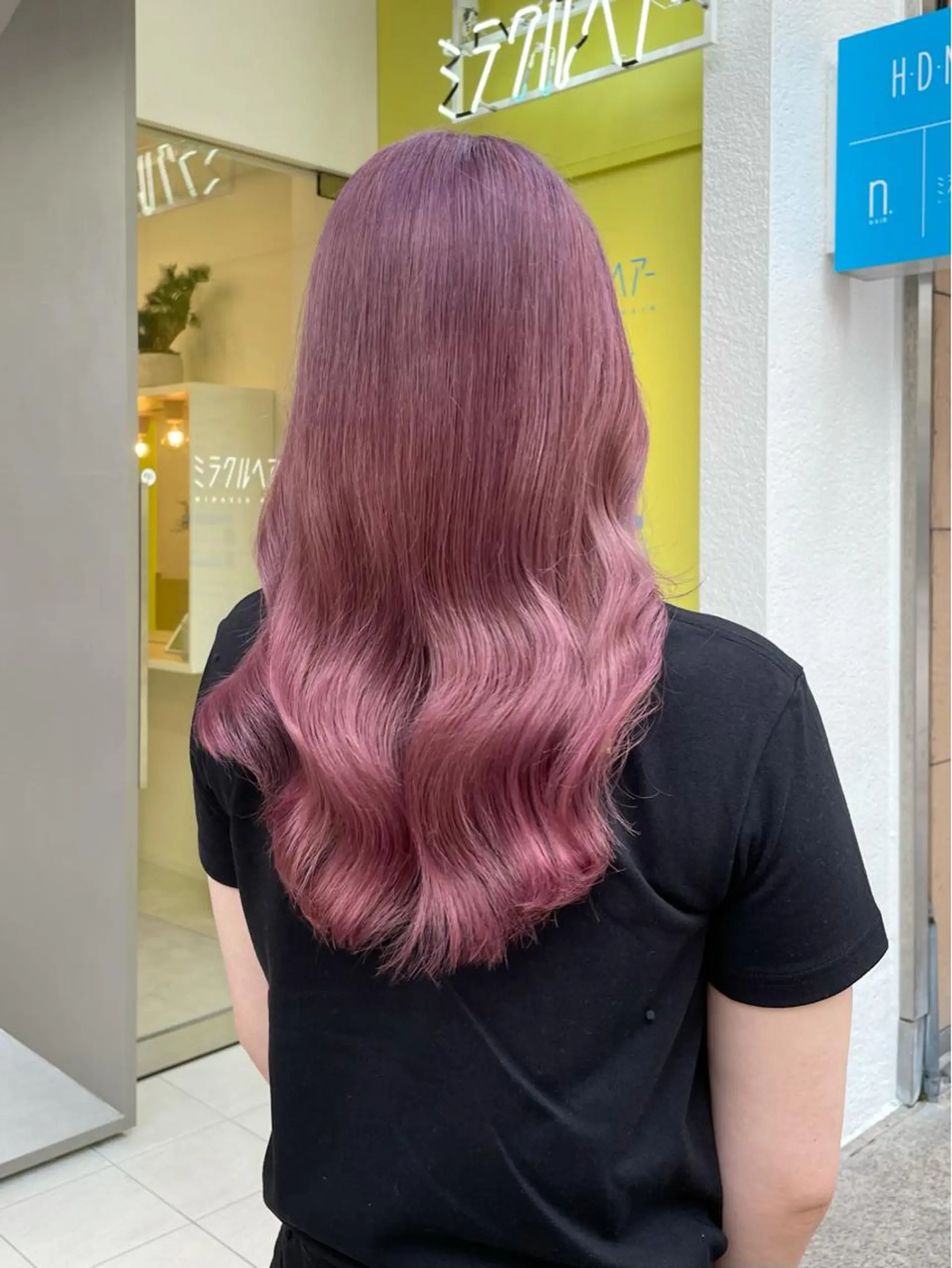 ロング カラー 髙橋 かすみのヘアスタイル