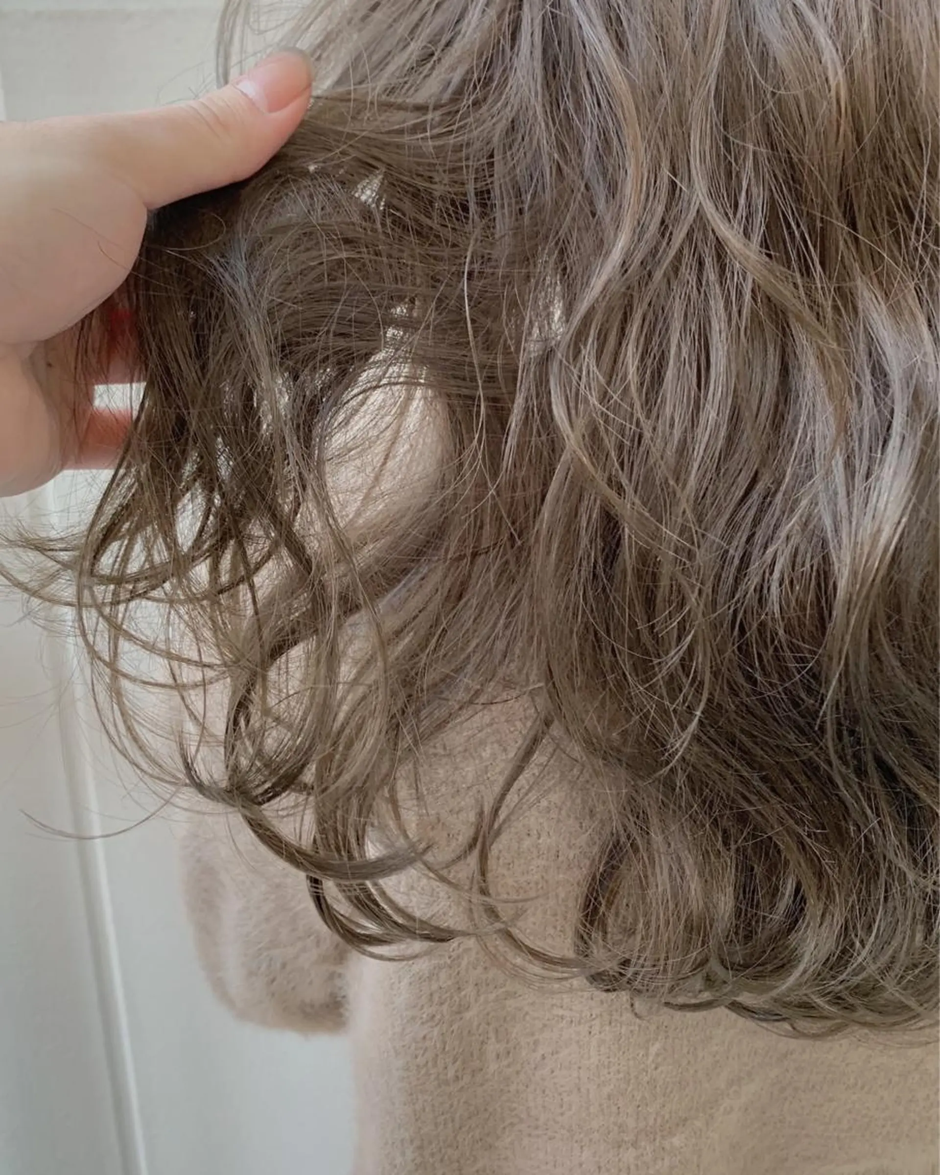 セミロング カラー ヘアアレンジ ヘアカラー トリートメント 縮毛矯正 髪質改善寺坂雄飛💐のヘアスタイル