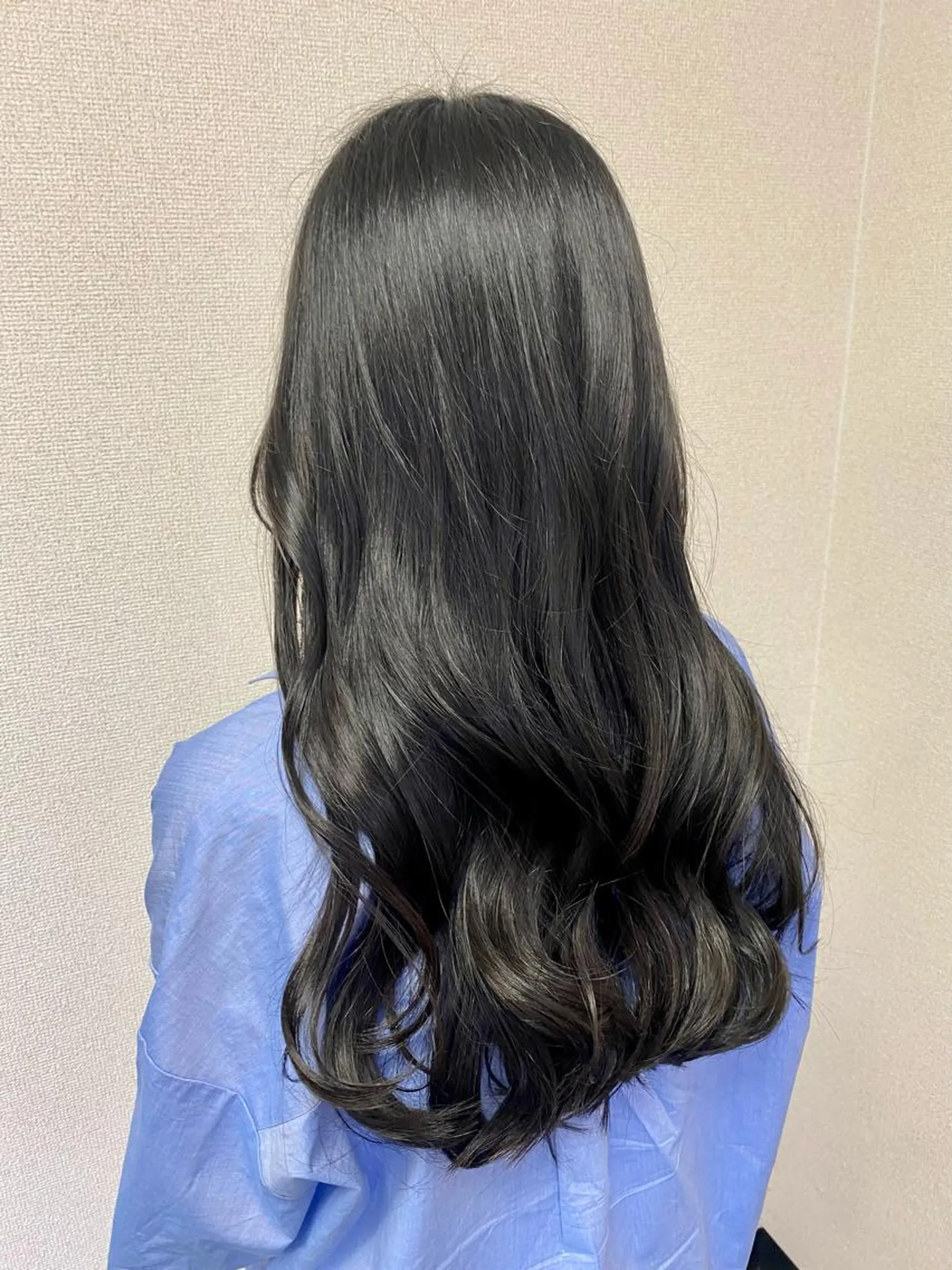 ロング 原 朱莉のヘアスタイル