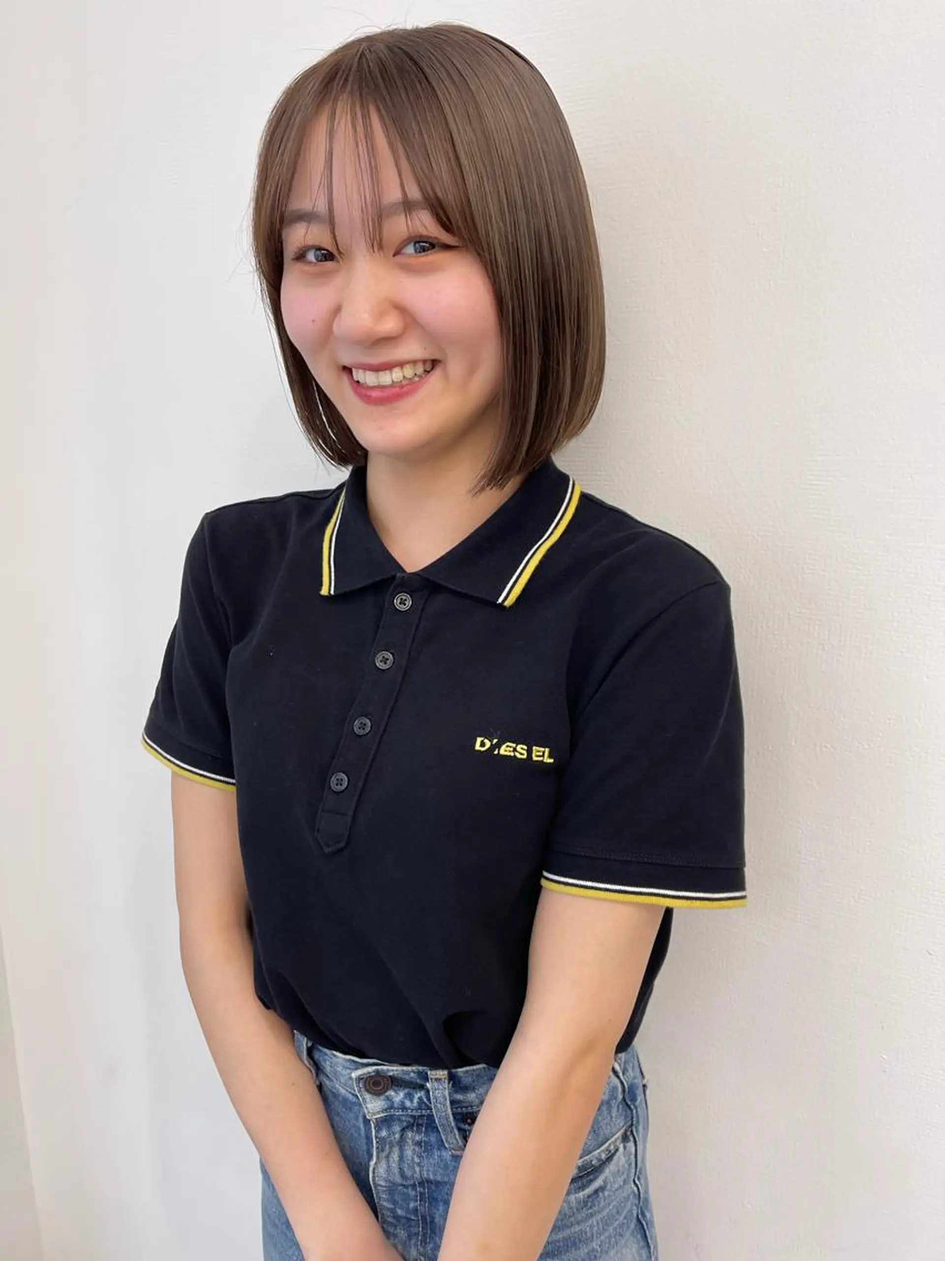 ショート カラー 💓パーマ，💗 レイヤーカットのヘアスタイル