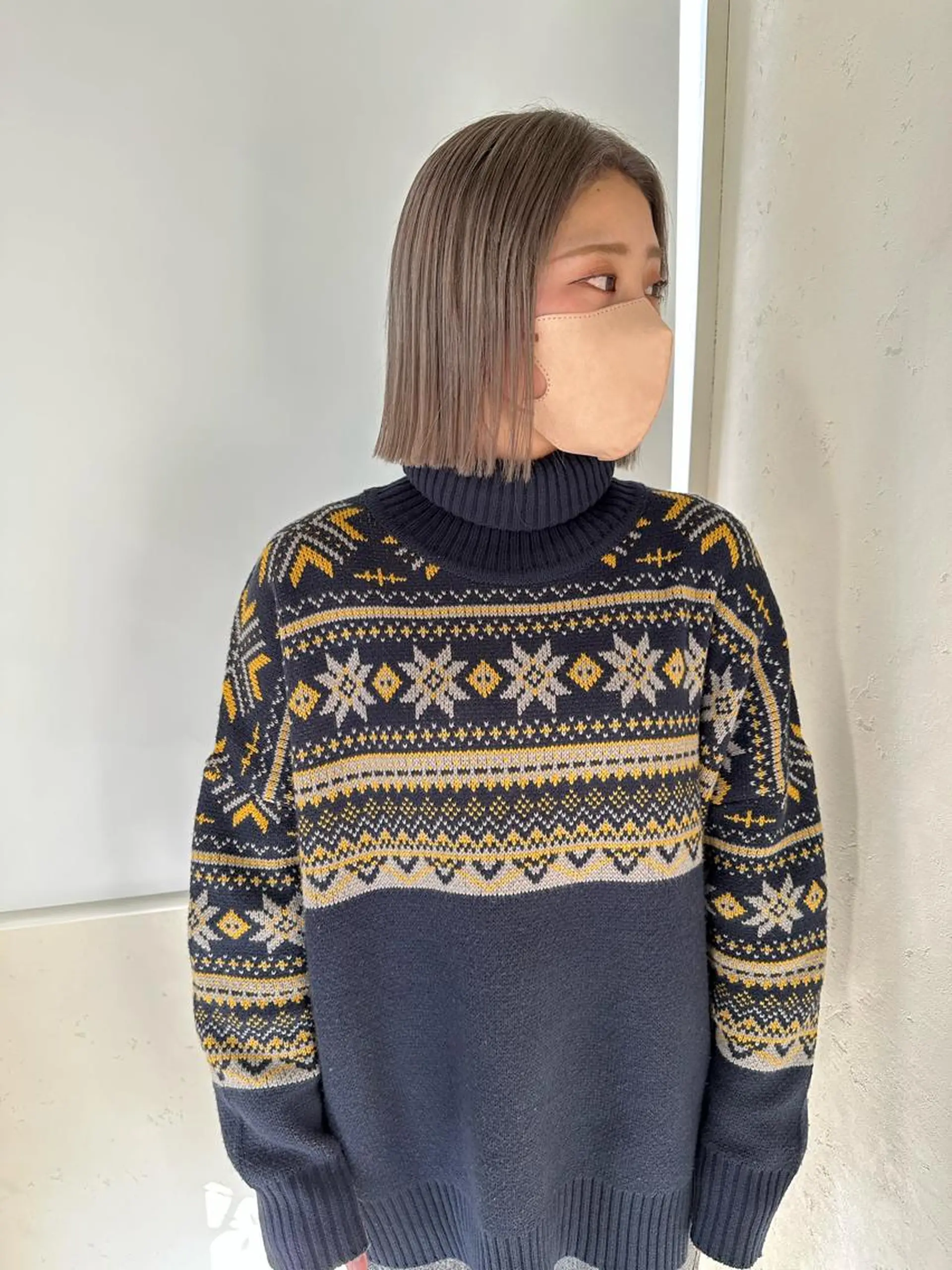 ショート カラー 前下がりボブ ショートボブ ベージュカラー ダブルカラー イヤリングカラー ➖石江 雷蔵➖のヘアスタイル