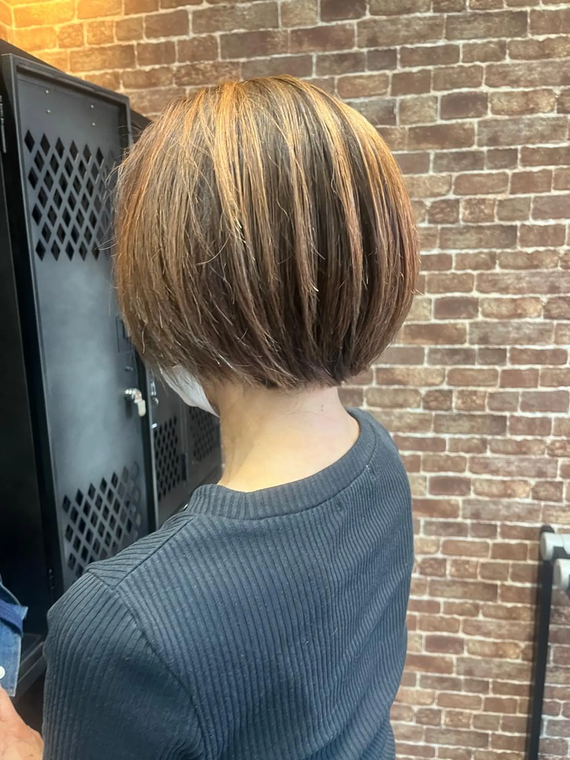 ショート カラー パーマ ヘアアレンジ メンズ キッズ ネイル マツエク・マツパ アイブロウ メンズブリーチ メンズハイライト メンズインナーカラー メンズ韓国風 ブリーチ カット ヘアカラー トリートメント ヘッドスパ ヘアセット 久木原 ゆりのヘアスタイル