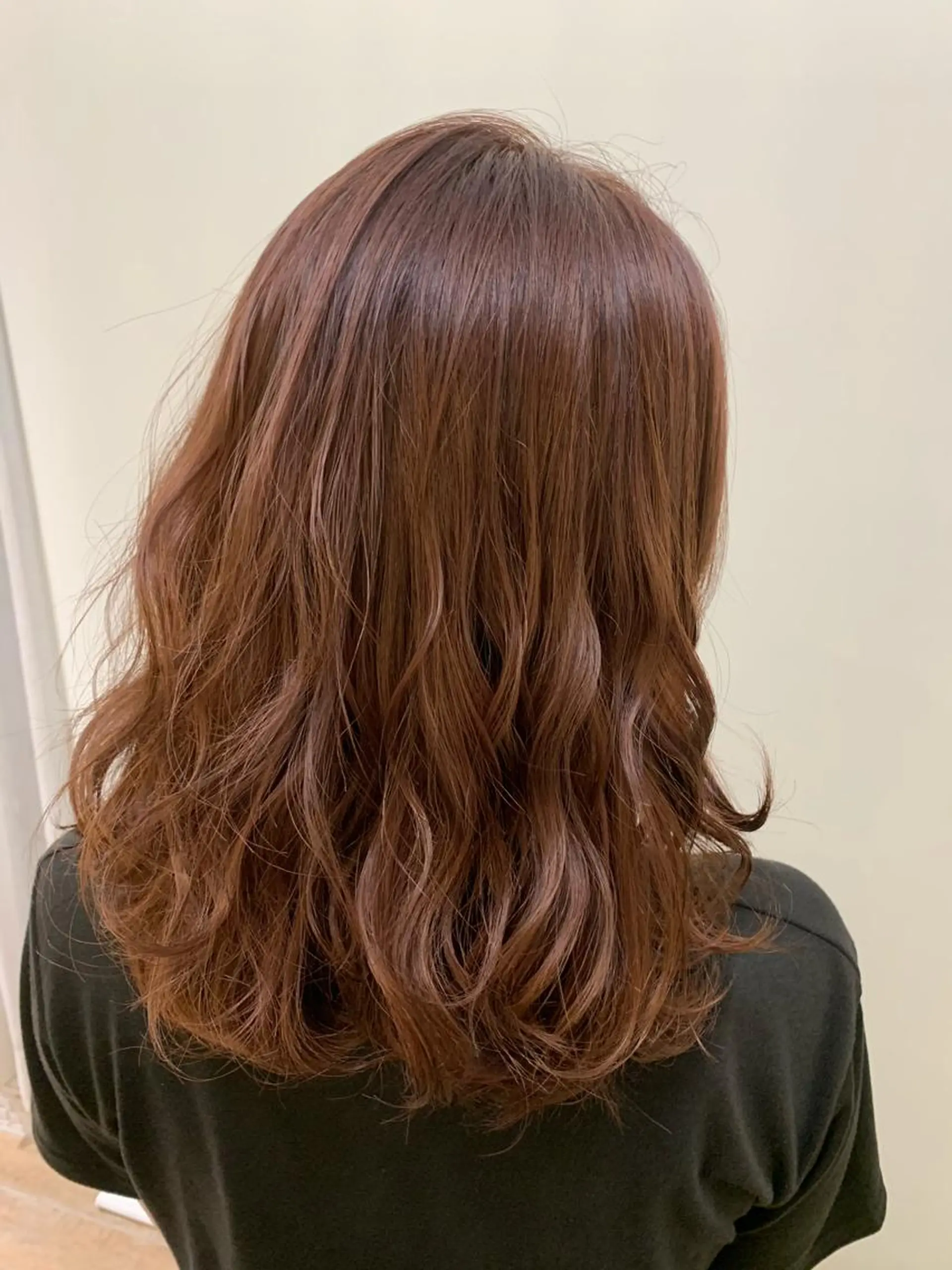 ミディアム カラー ベージュカラー オレンジ オレンジベージュ 切りっぱなしボブ ソノキユウカのヘアスタイル