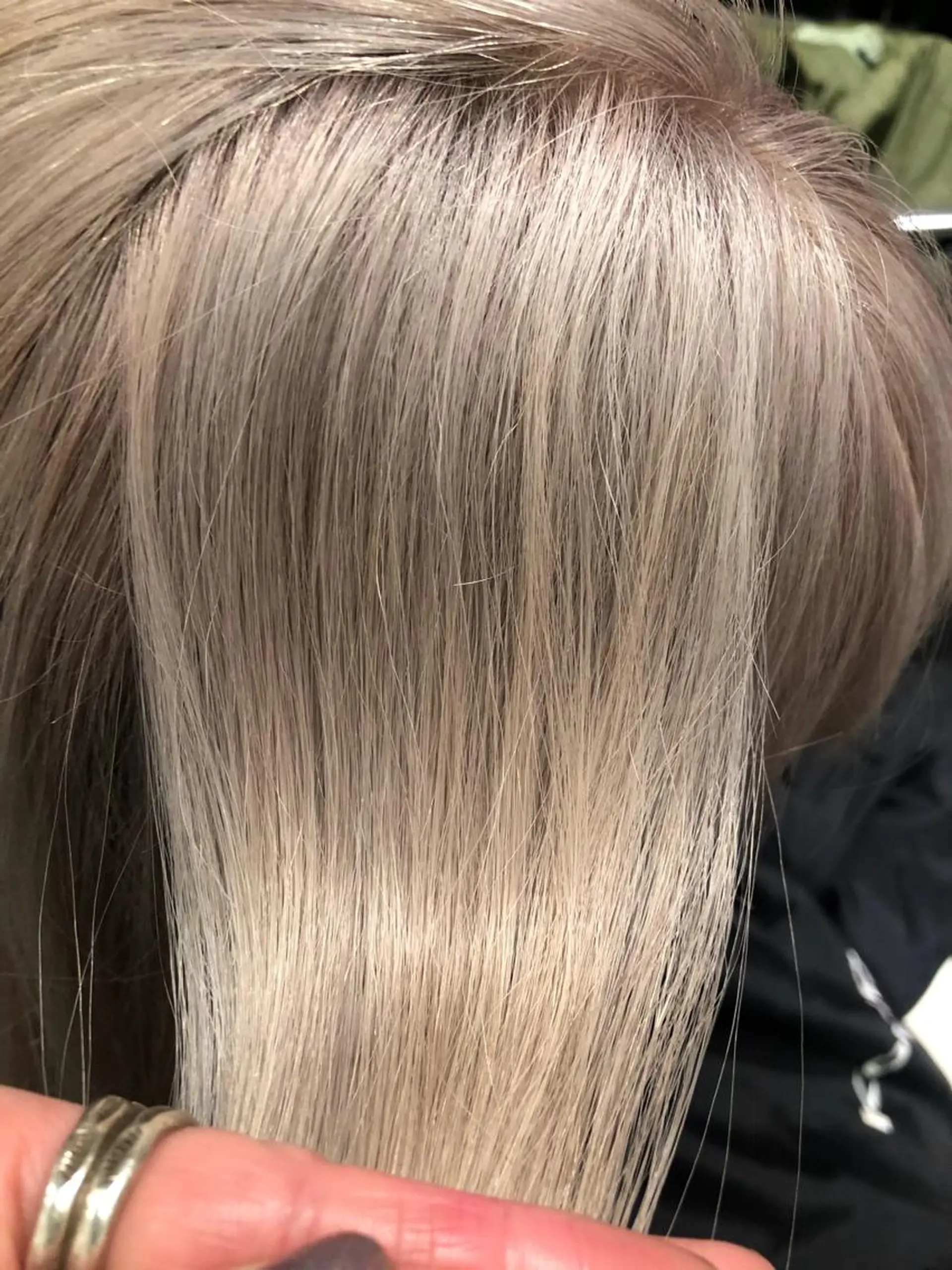 ミディアム ヘアカラー サイレント美容師 アイリィのヘアスタイル