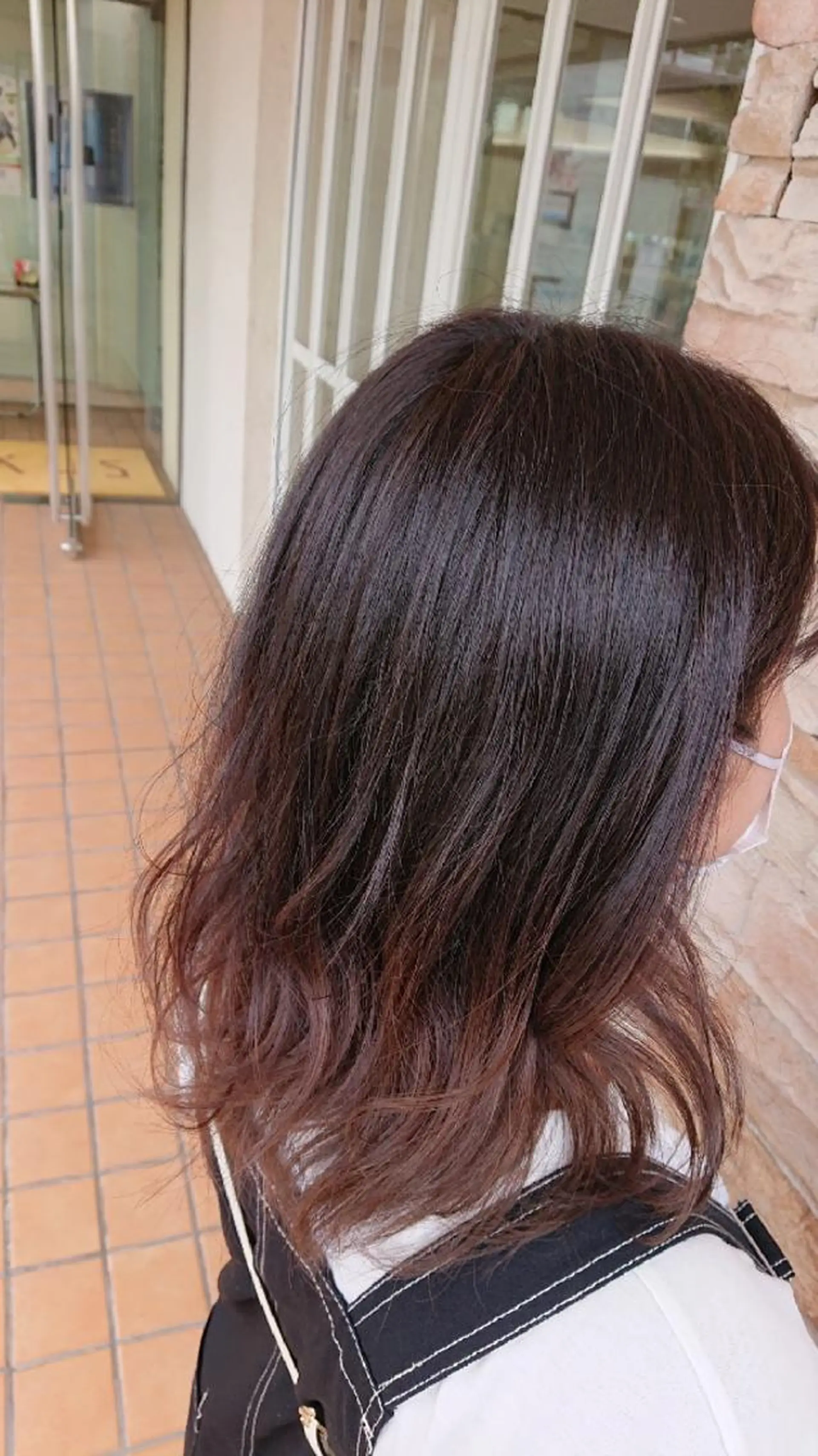 セミロング 林慶吾/ショート /ダメージレスカラーのヘアスタイル