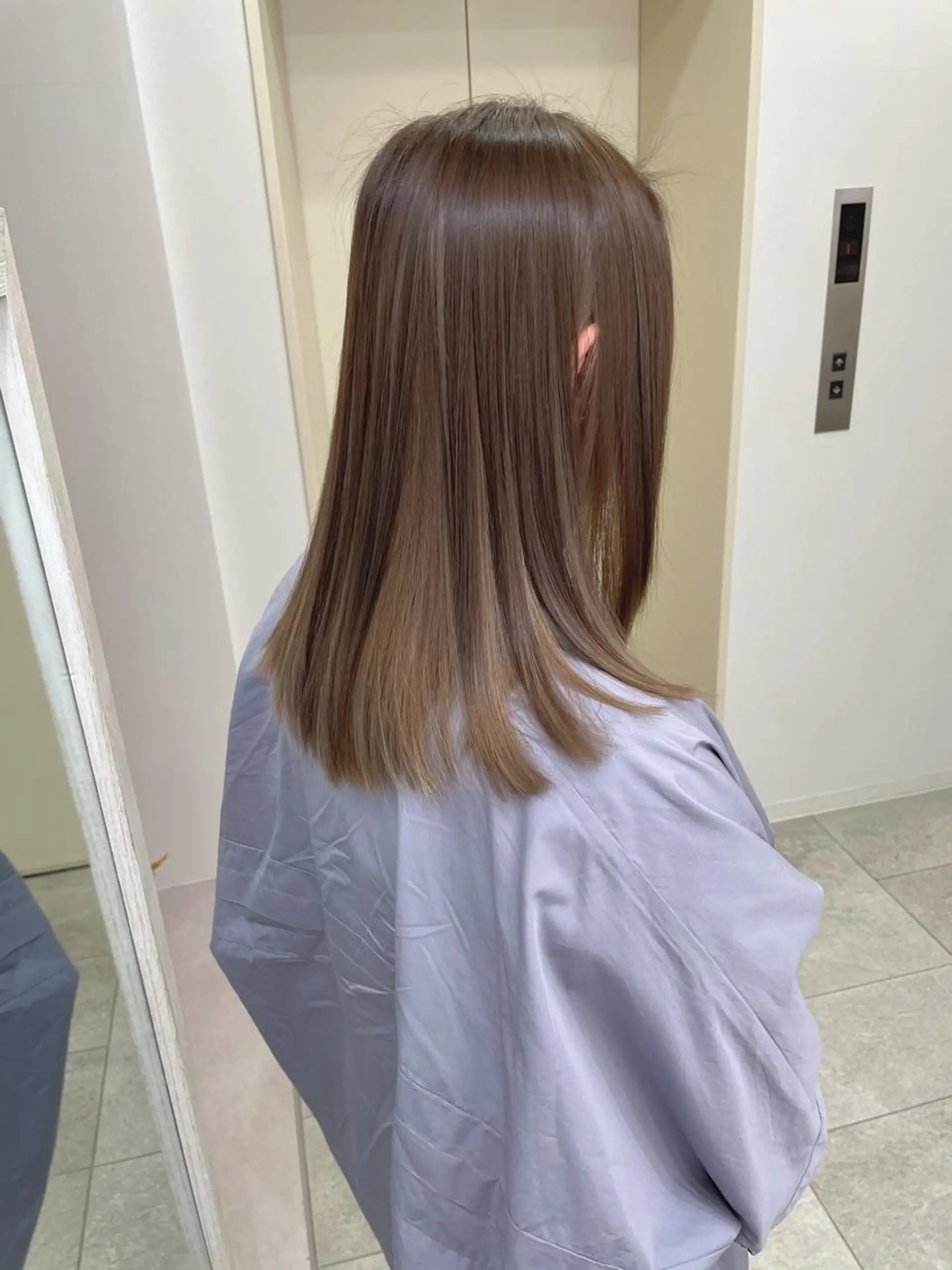 セミロング カラー 飯塚 青空のヘアスタイル