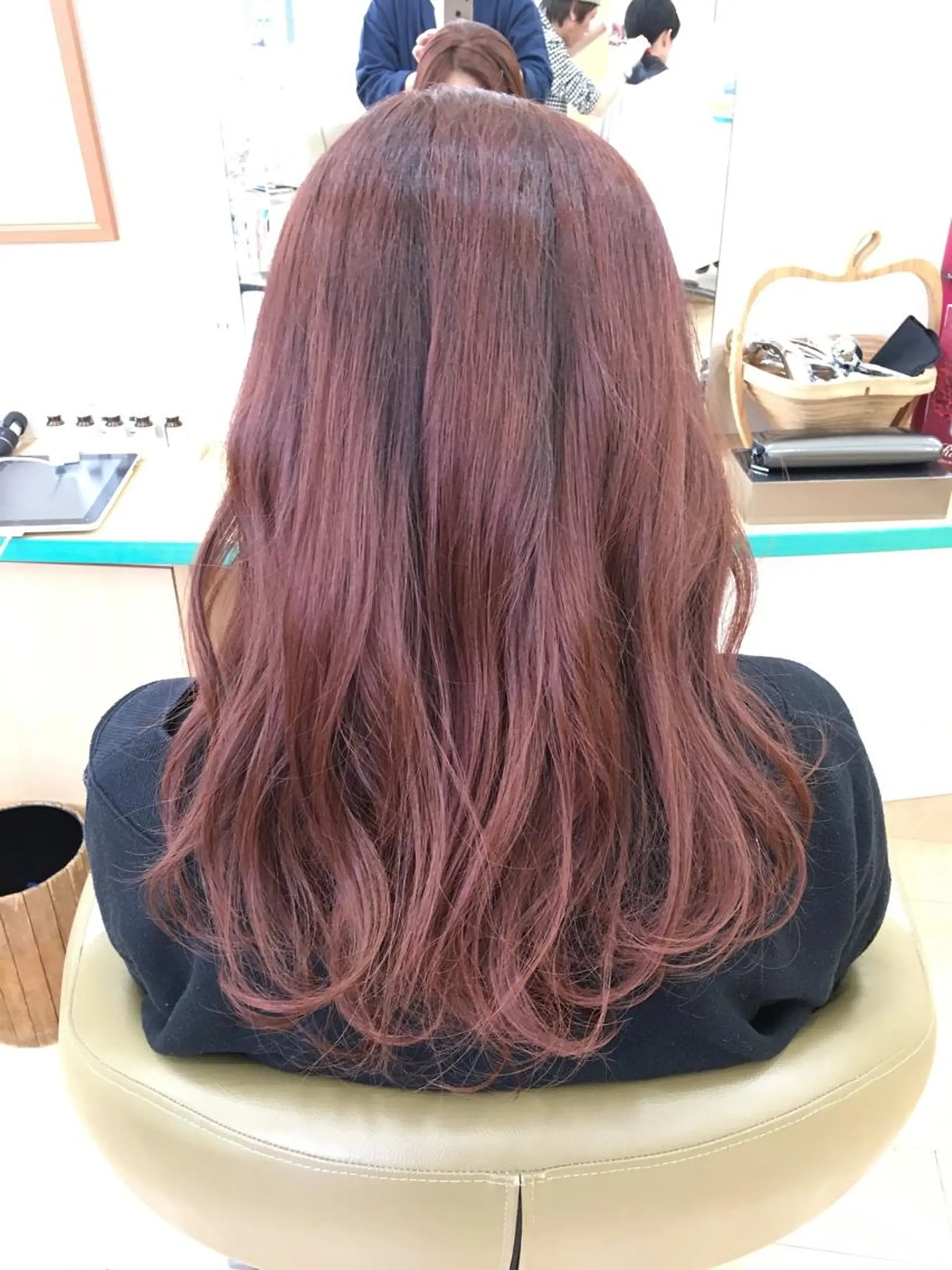 ロング 福原 亜祐美のヘアスタイル