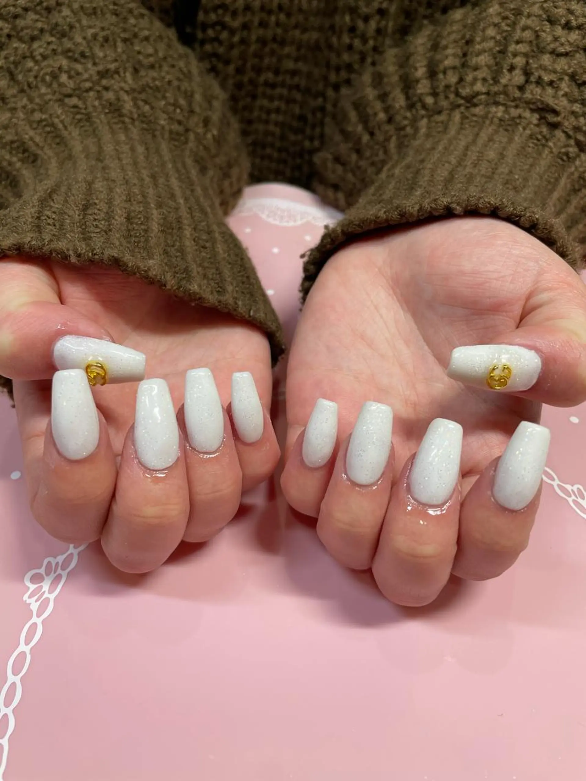 ミディアム ネイル ハンドネイル 《LB》ラブリエ Nail&eyeのマツエク・マツパデザイン
