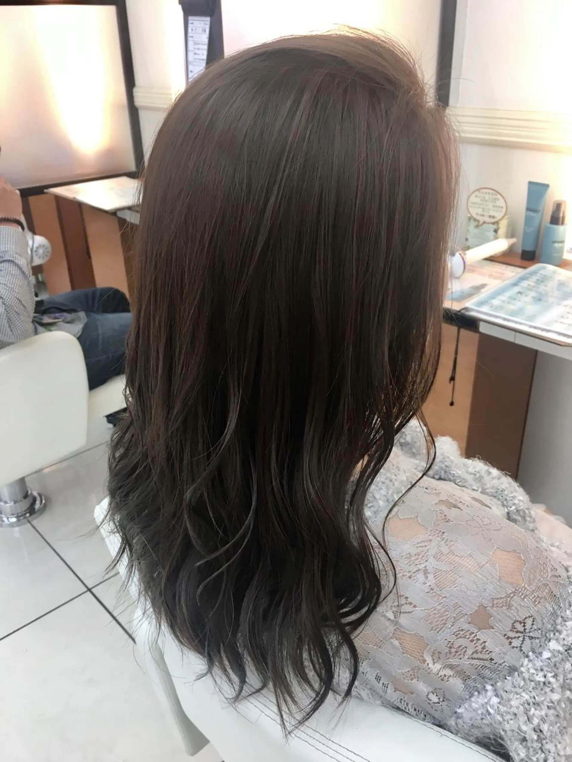 セミロング カラー セミロングパーマ アッシュ イルミナカラー ラベンダーカラー ラベンダーアッシュ カット ヘアカラー トリートメント N° jillva ♦️川端裕司♦️のヘアスタイル