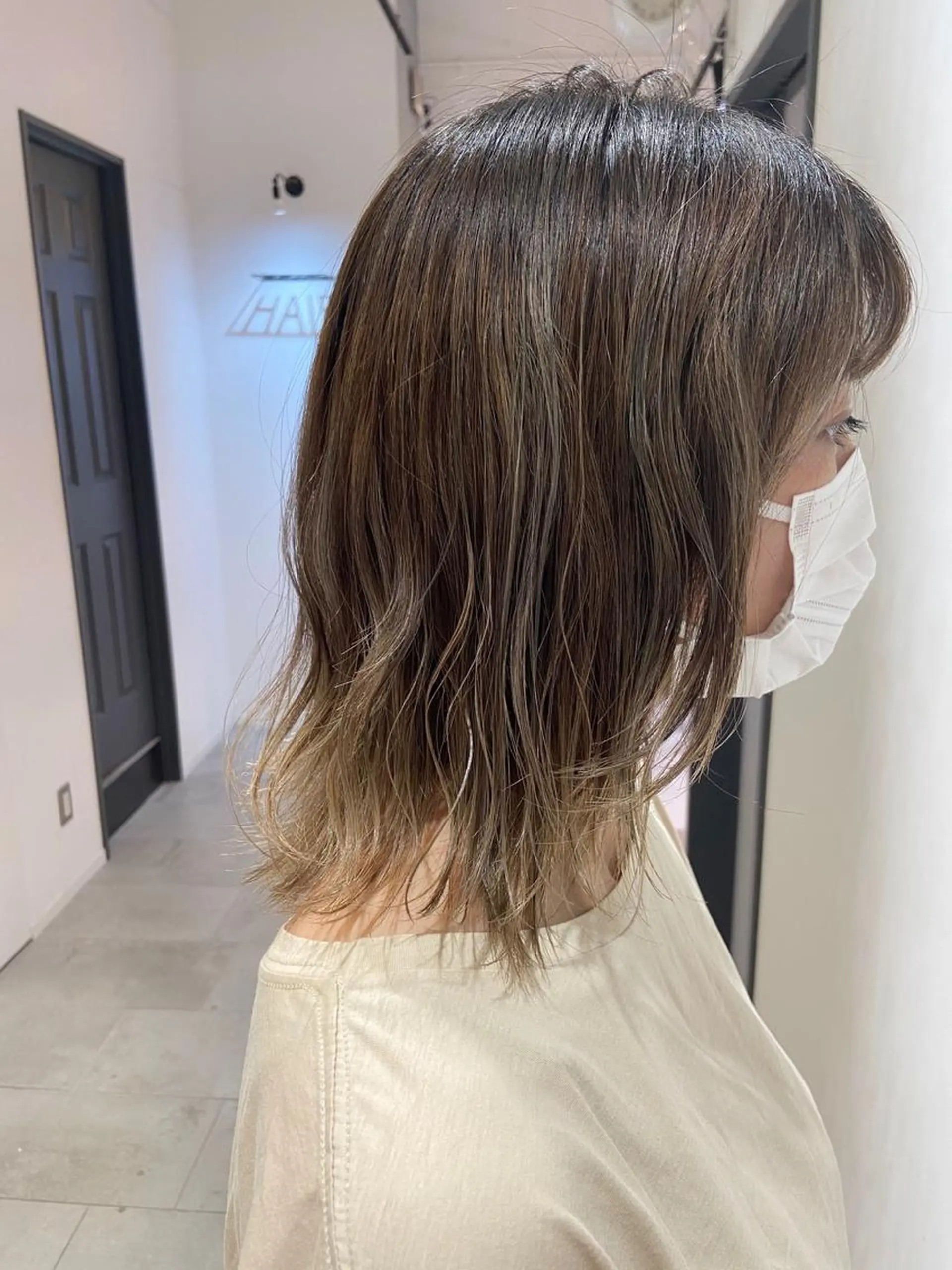 ミディアム カラー カット 🐺ウルフ/レイヤー 似合わせ‎🤍沙羅のヘアスタイル