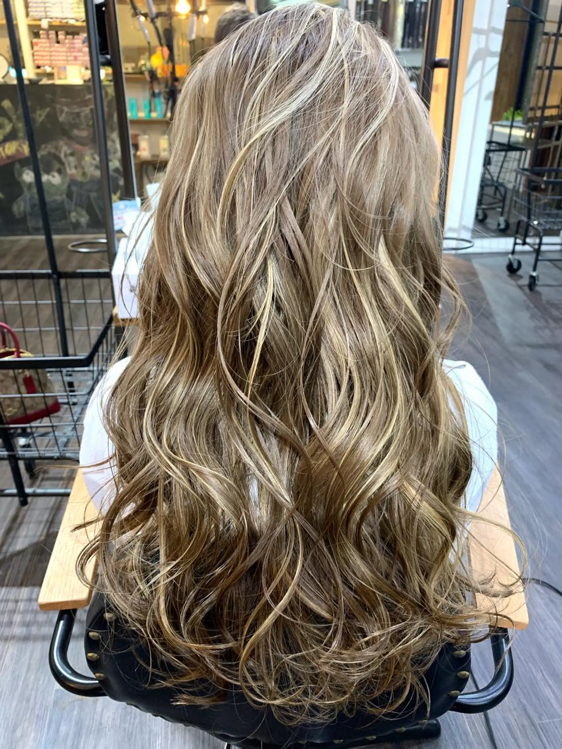 ロング 家田 竜のヘアスタイル