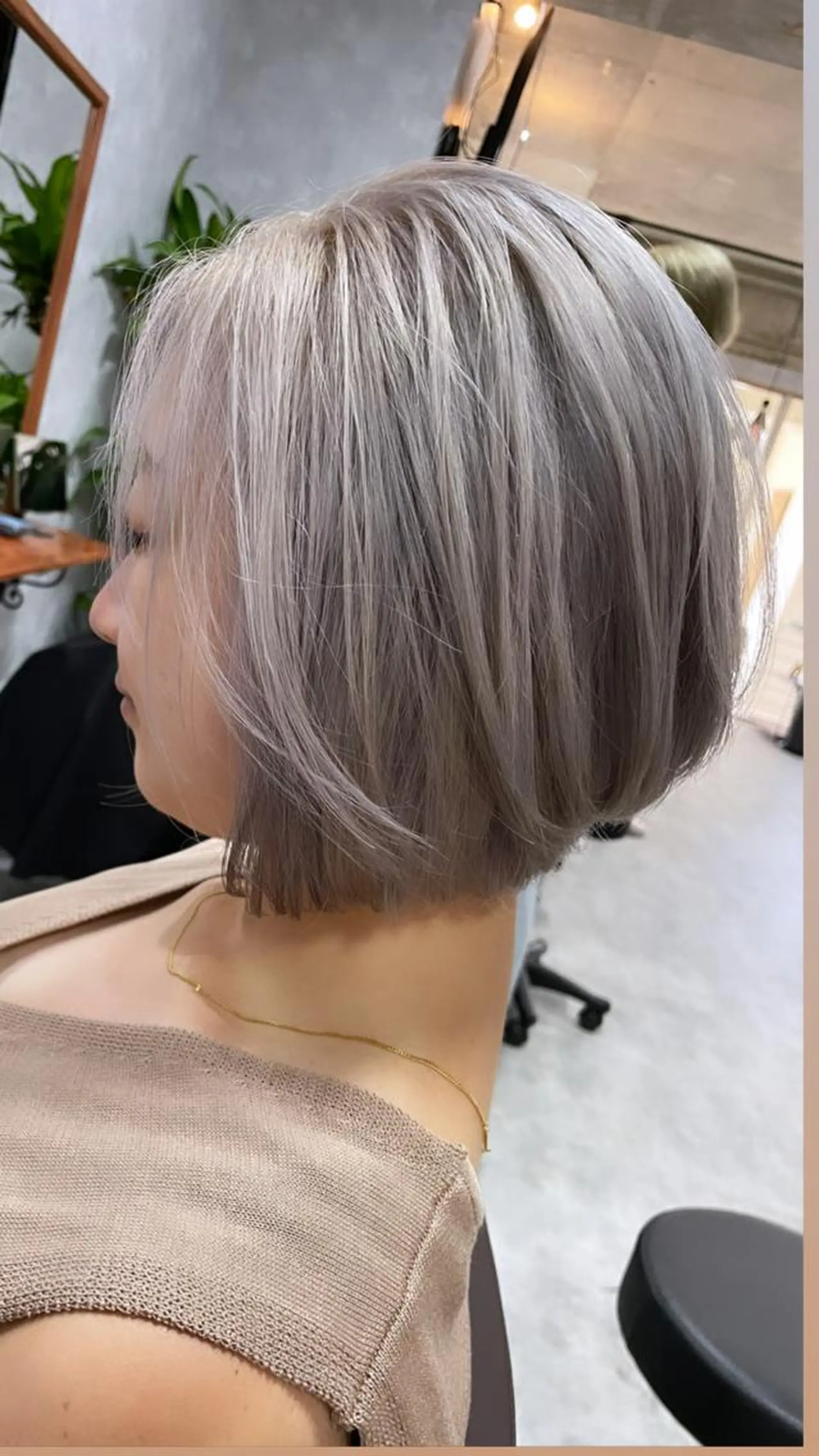 ショート andKおもろまち店 艶ダブルカラー✨のヘアスタイル