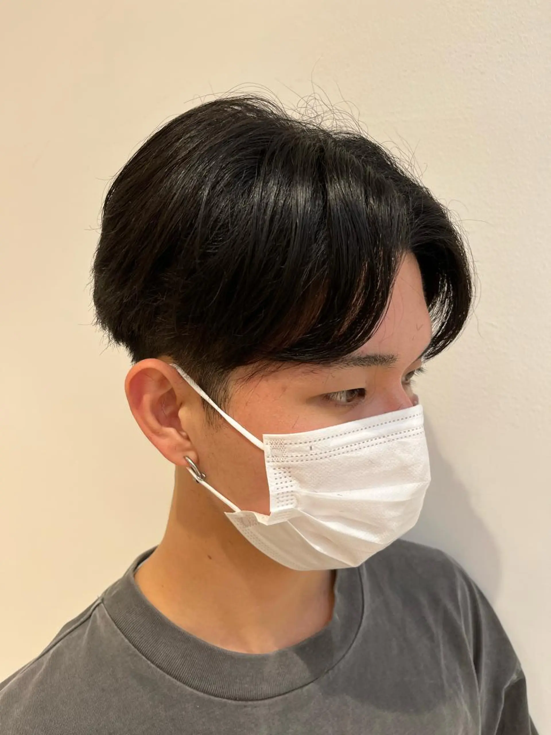 メンズ センターパート カット 🐺ウルフ× ハイトーン🐺MOEのヘアスタイル