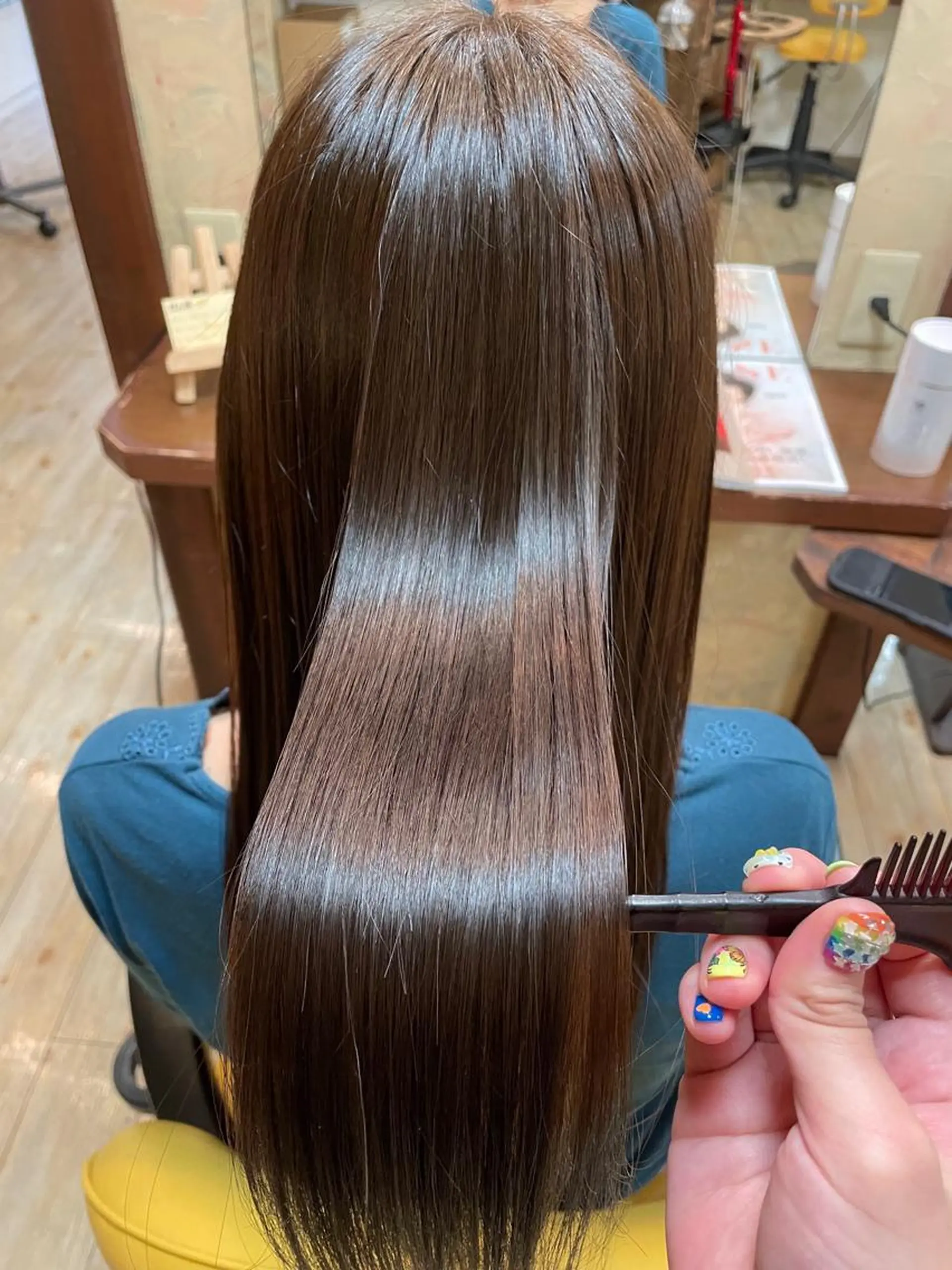 ロング ヘアカラー 渡辺 桃花のマツエク・マツパデザイン