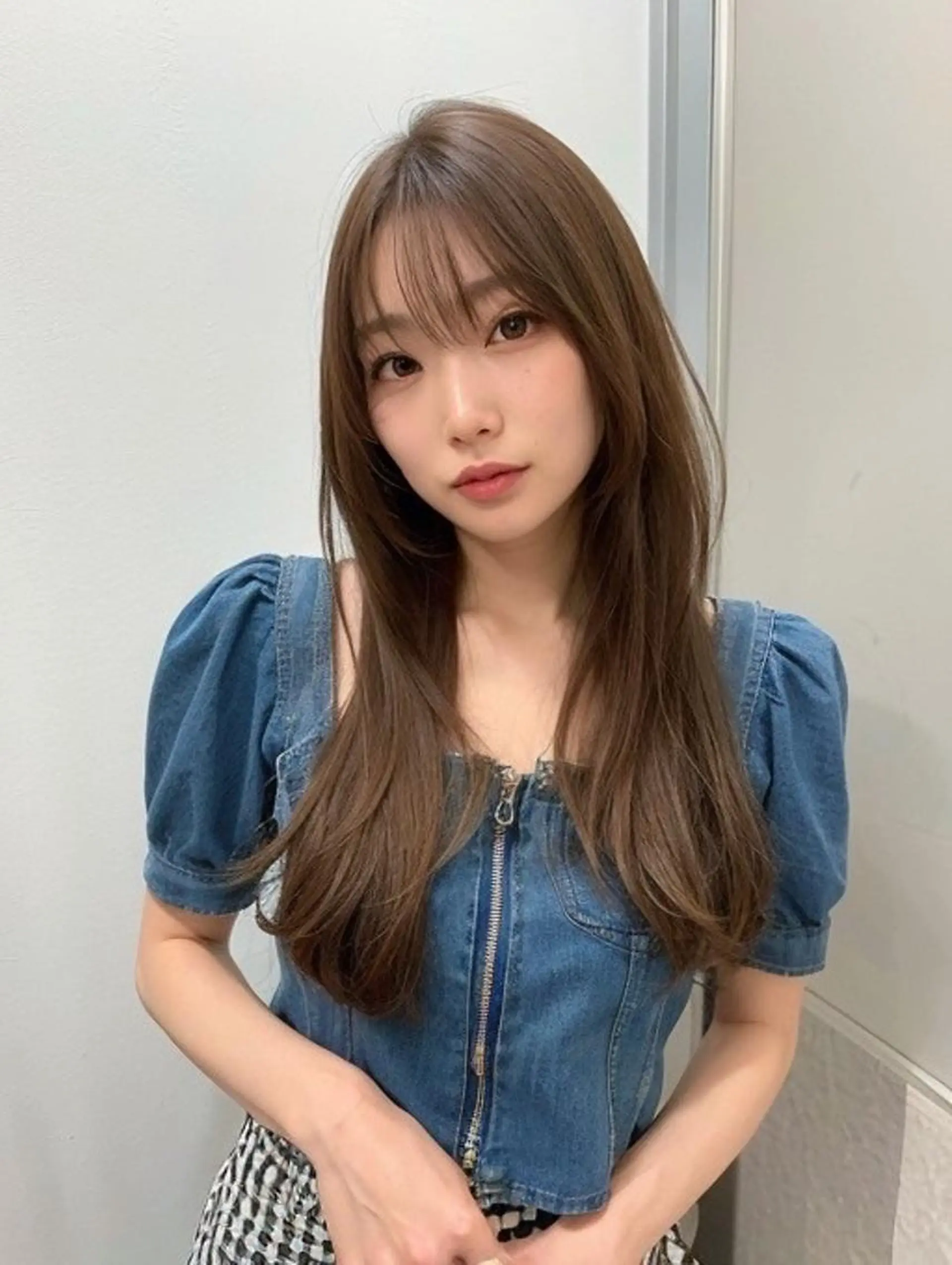 ミディアム ミディアムパーマ エクステ 髪質改善 タンバルモリ ヨシンモリ カット ヘアカラー トリートメント レイヤーカット/ 髪質改善/透カラーのヘアスタイル