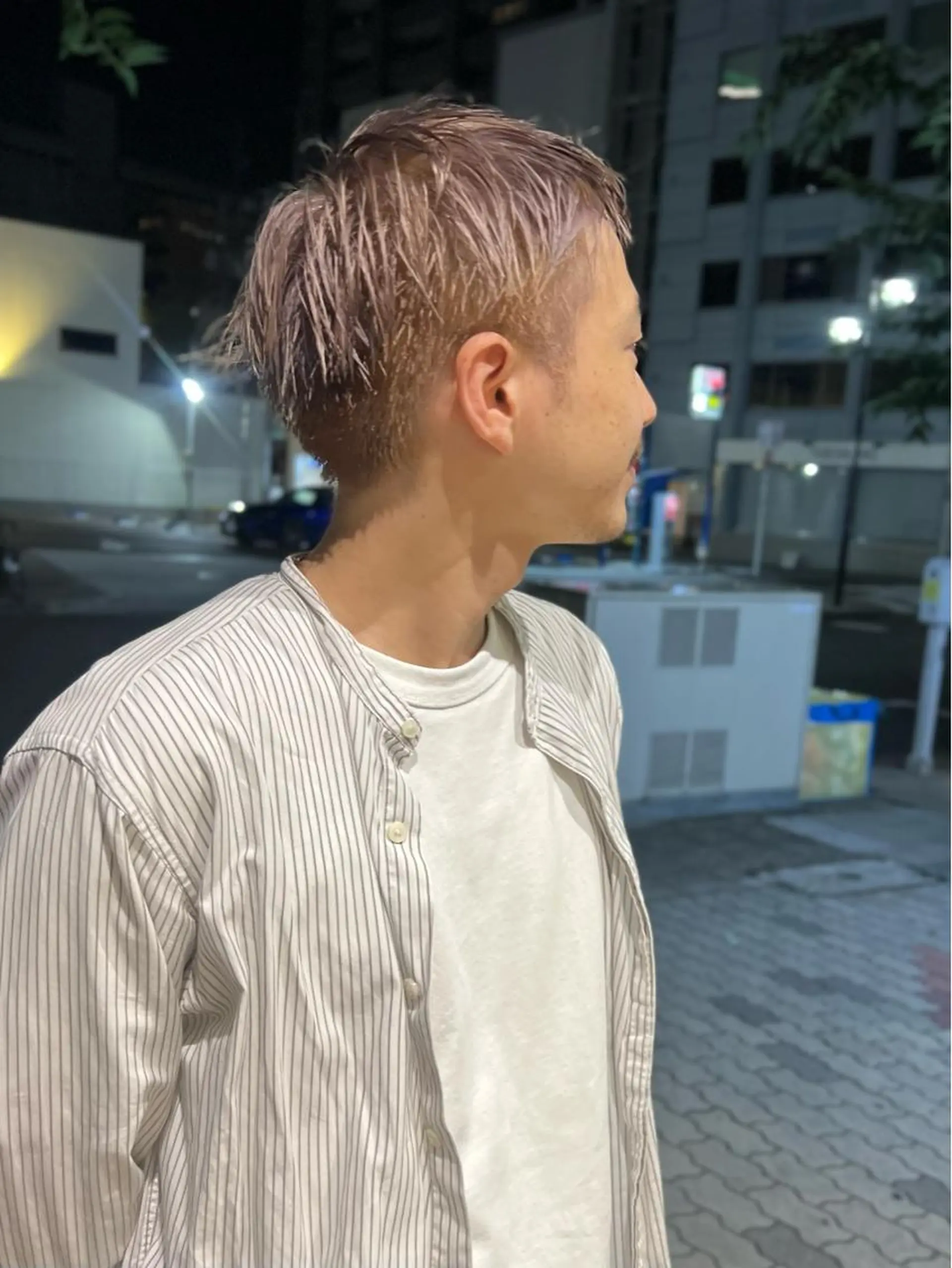 カラー ブリーチ ラベンダーカラー シルバー joh/メンズ/ ブリーチ/矢場町のヘアスタイル