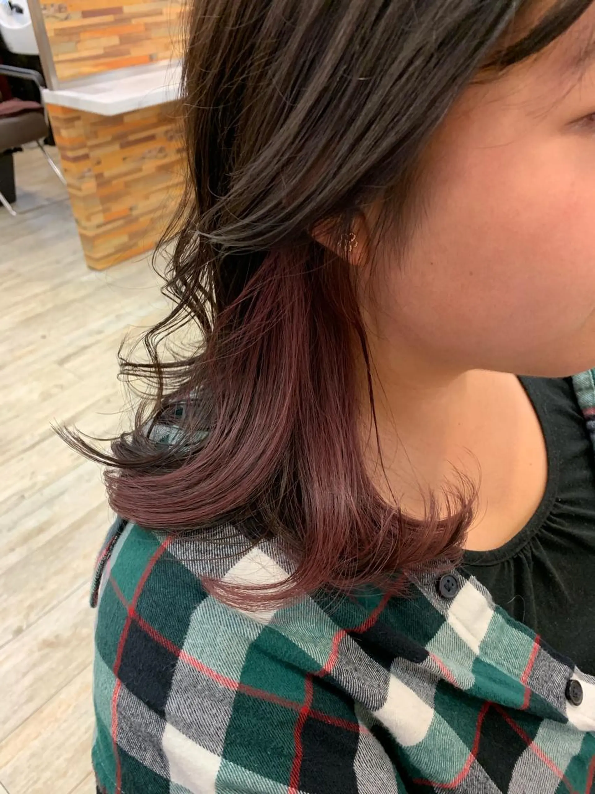 セミロング カラー インナーカラー ヘアカラー メンズブリーチカラー /NAOのヘアスタイル