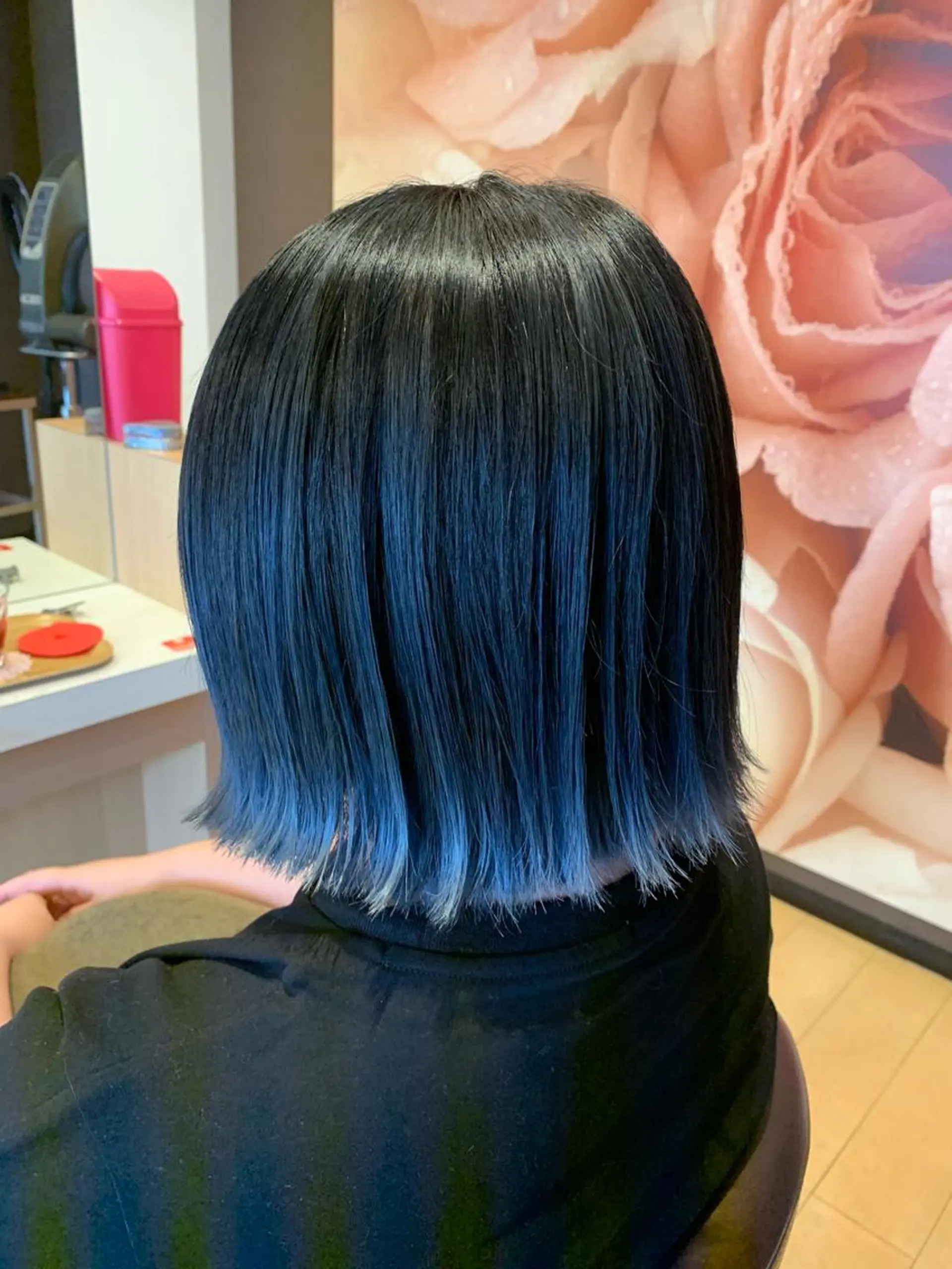 ミディアム レイヤーカット ショート NAOKIのヘアスタイル