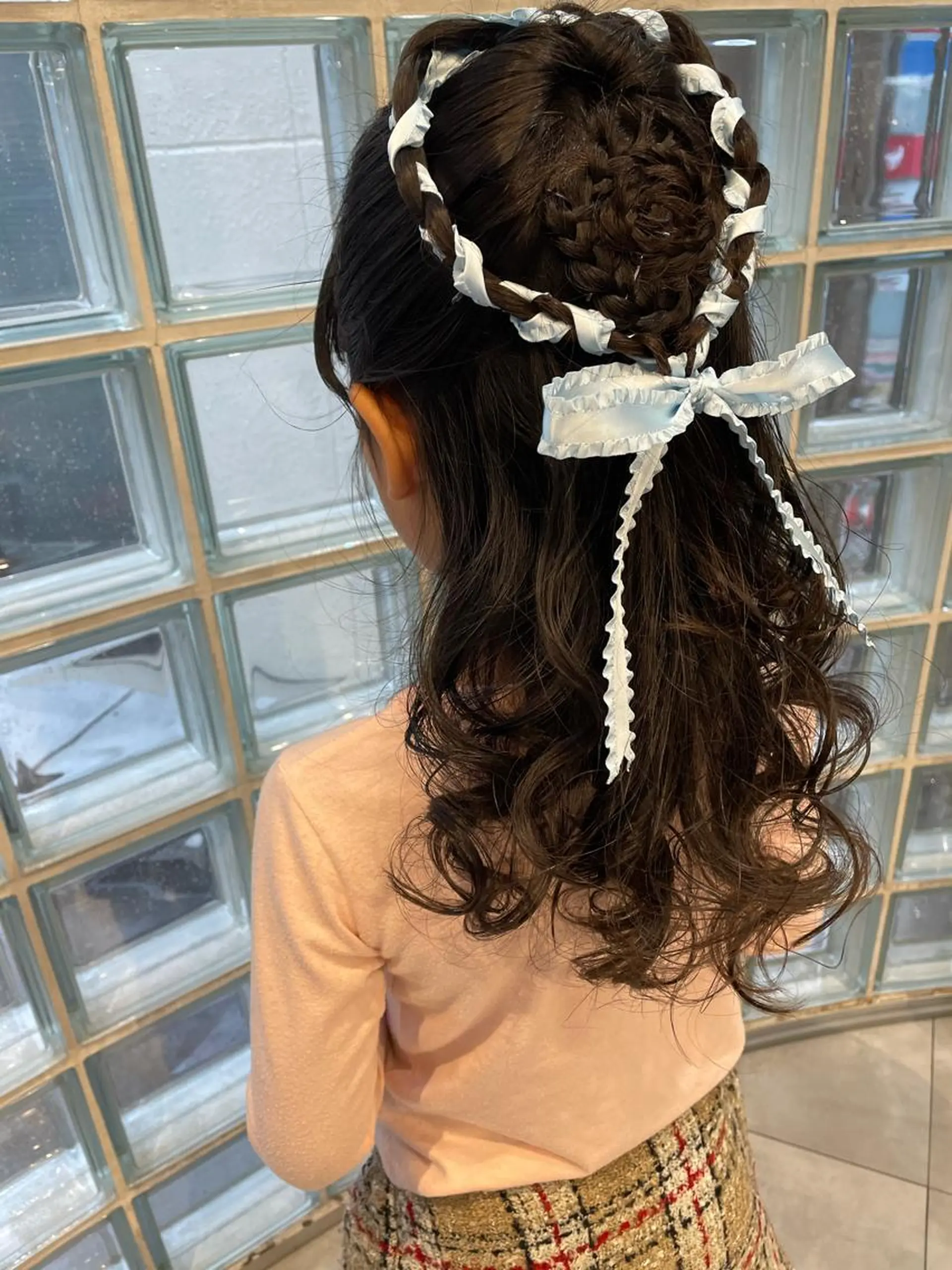 ヘアアレンジ ヘアセット arrow🖤 もえみのヘアスタイル