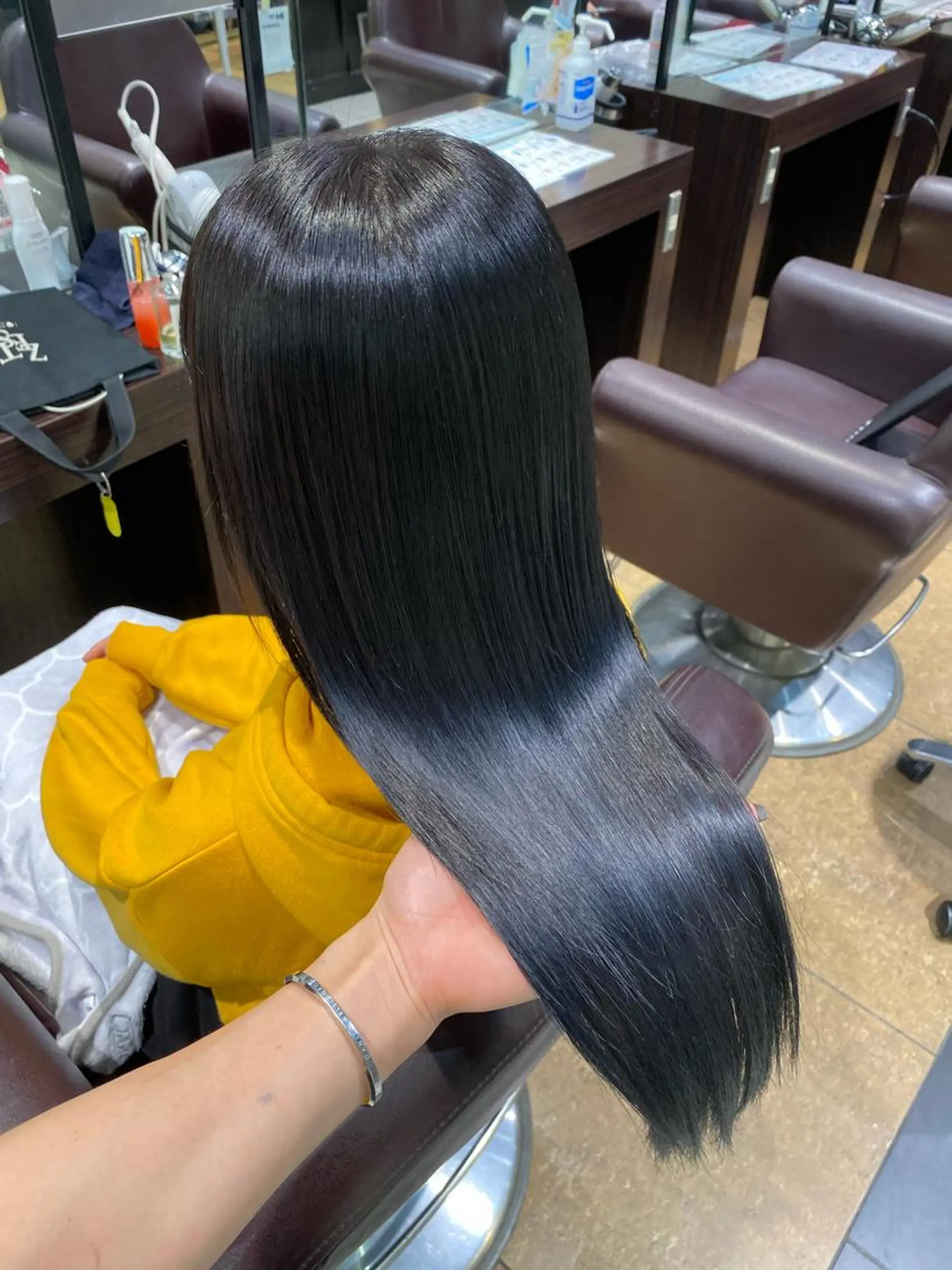 ロング カラー ヘアカラー トリートメント hina☺︎ 髪質改善/ストレートのヘアスタイル