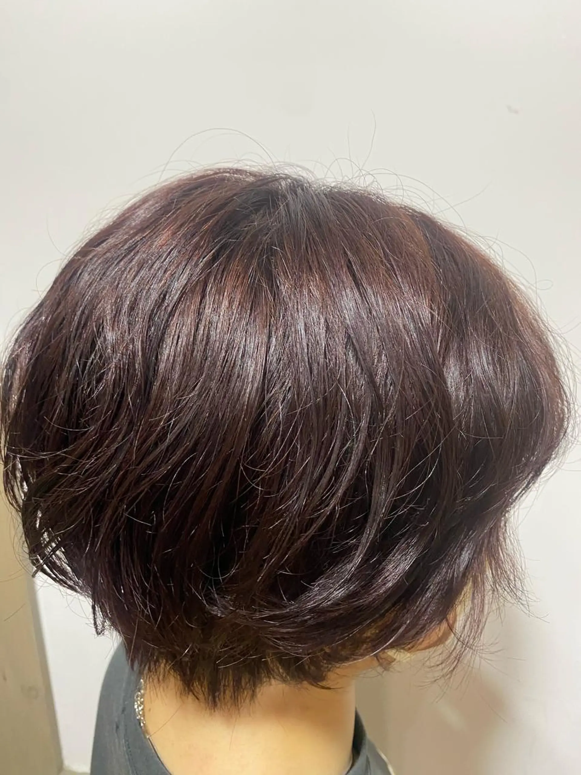 ショート カラー パーマ ブラウンカラー ヘアカラー TJ天気予報5mm 森　瑞希のヘアスタイル