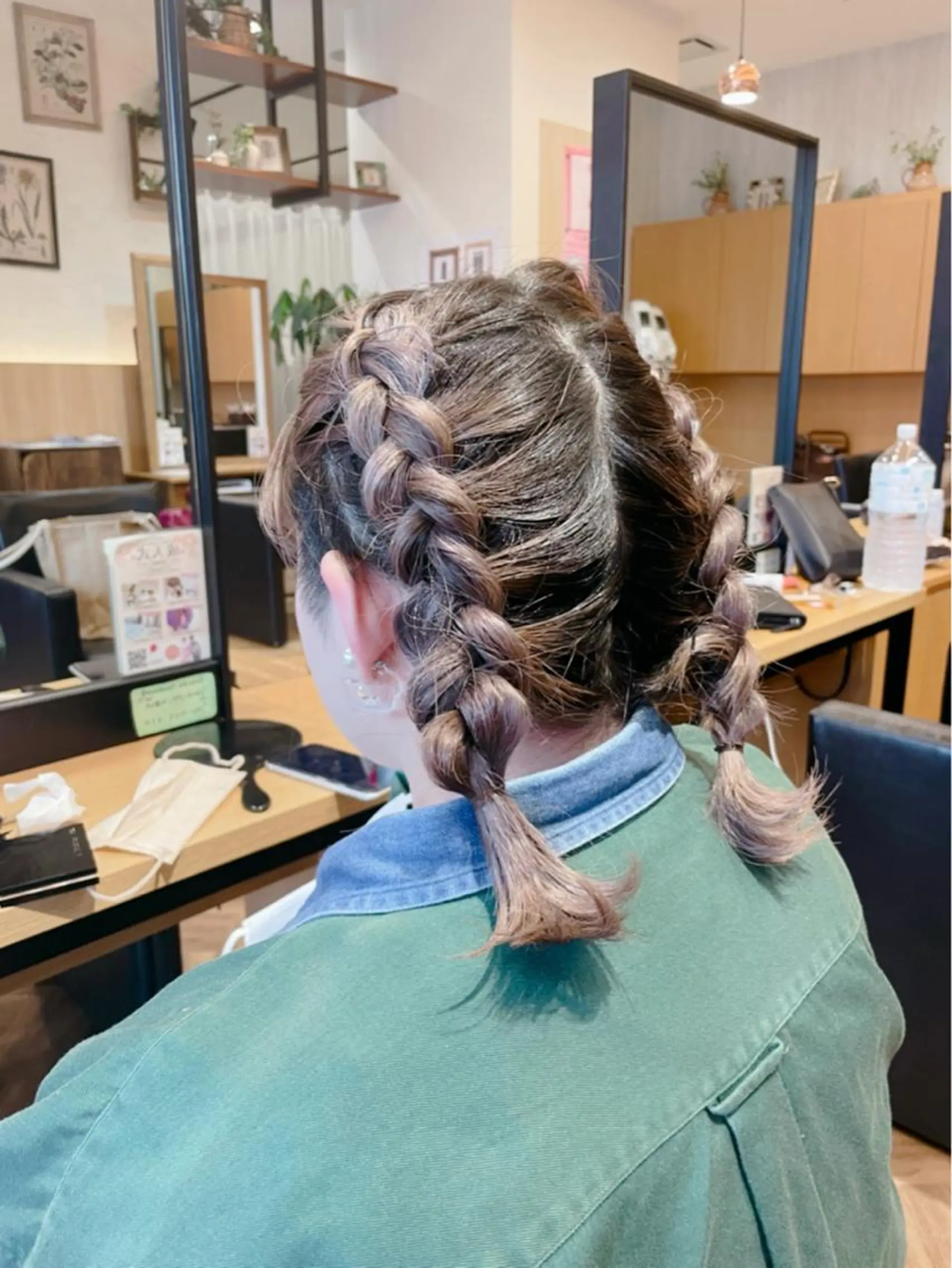 ミディアム ヘアアレンジ ✨️大人ショート 髙橋朋花のヘアスタイル