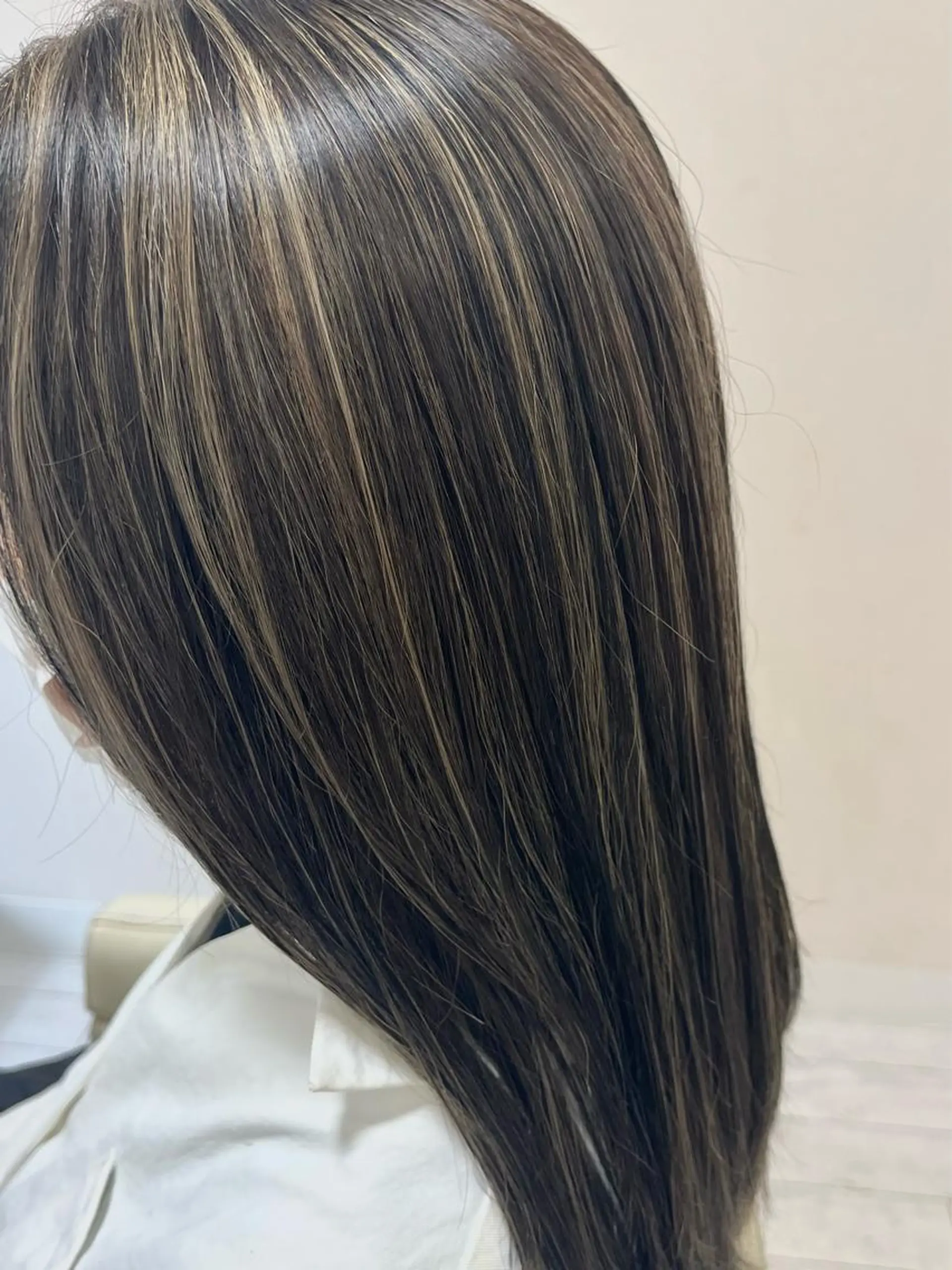 セミロング ハイライト カット ヘアカラー ママ美容師 ＊ヒマワリのヘアスタイル