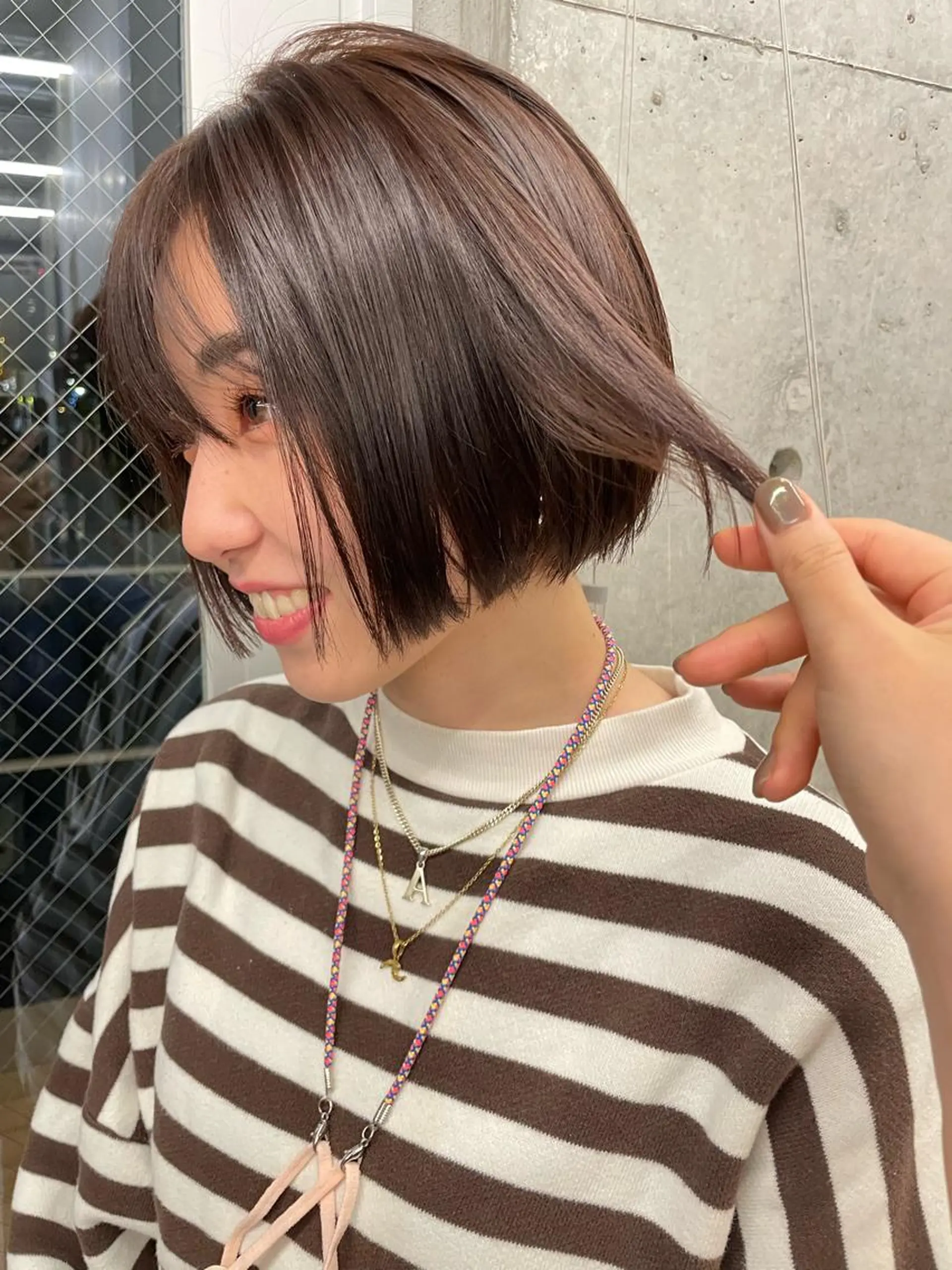 ショート カラー 佐伯 和佳のヘアスタイル