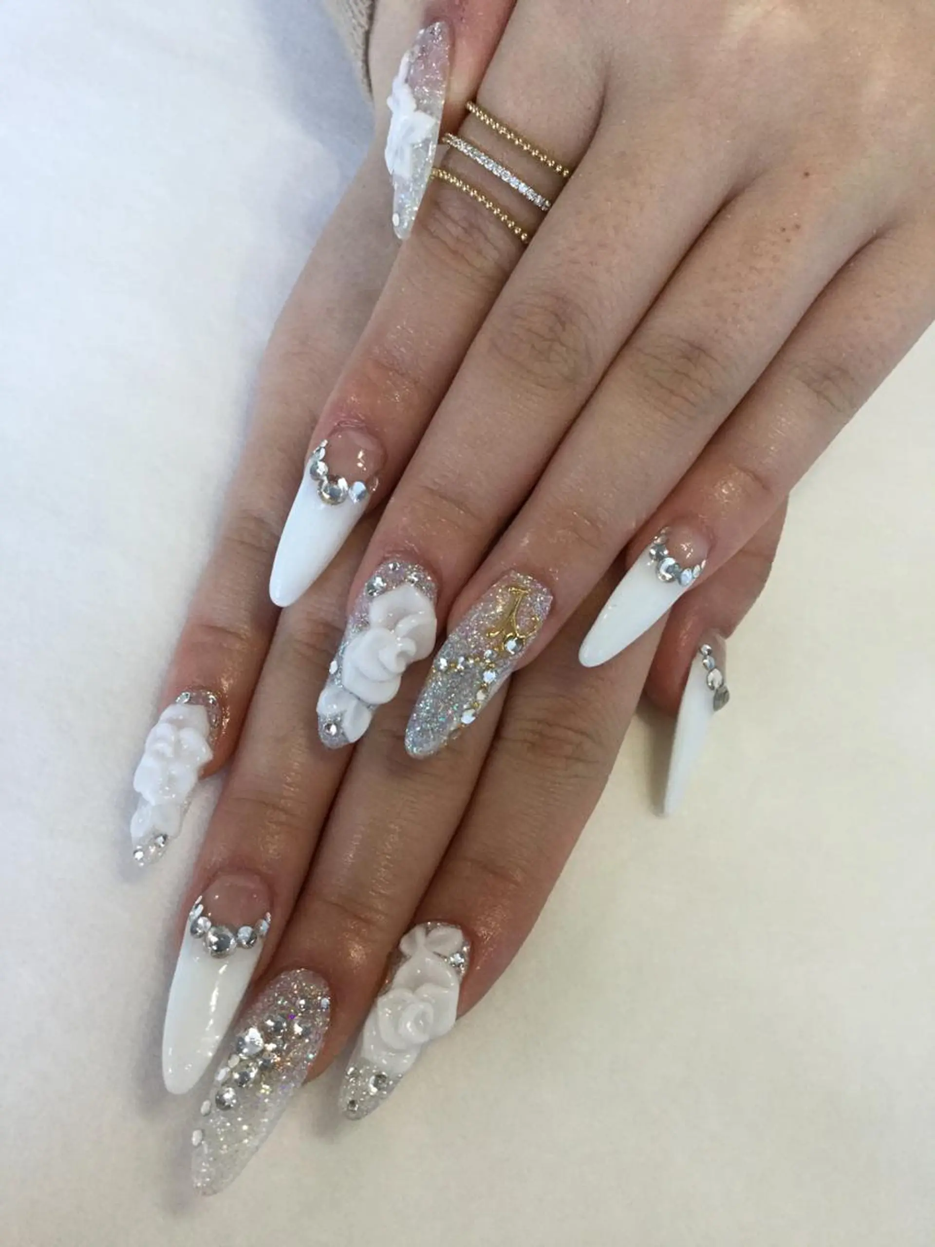 ネイル ハンドネイル 💎🐰 saki. m 🐰💎のネイルデザイン