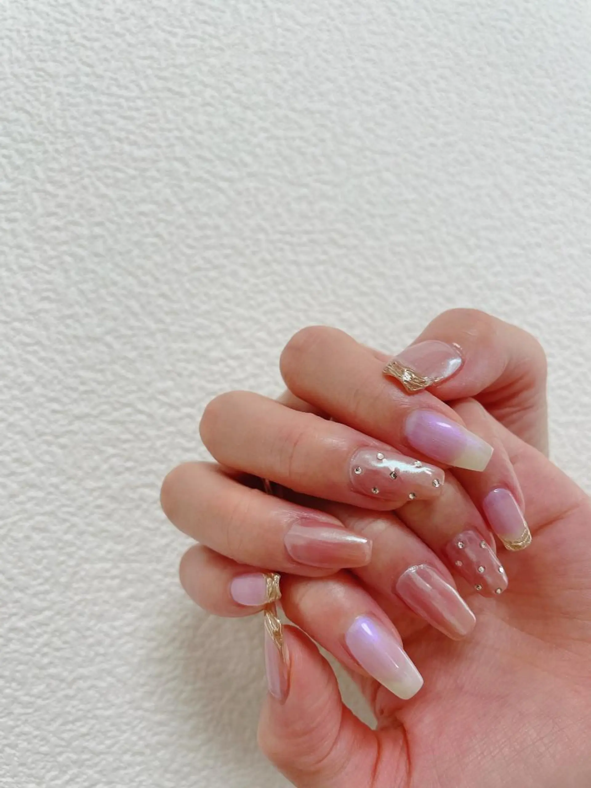 ネイル オーロラネイル フラワーネイル フットネイル フレンチネイル ジェルネイル mogunail &blowのネイルデザイン