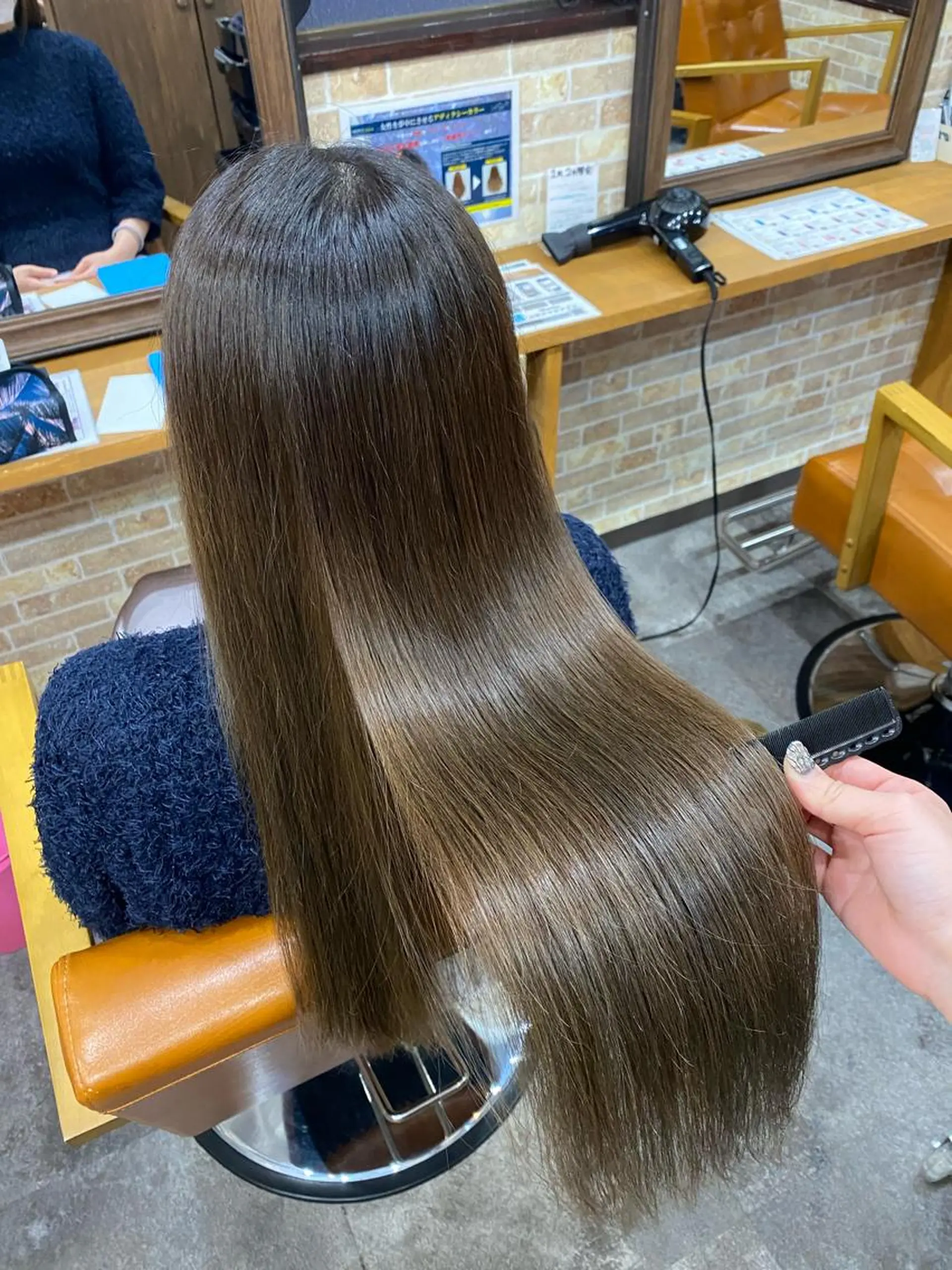 ロング 美髪ヘア 🤍erikaのヘアスタイル