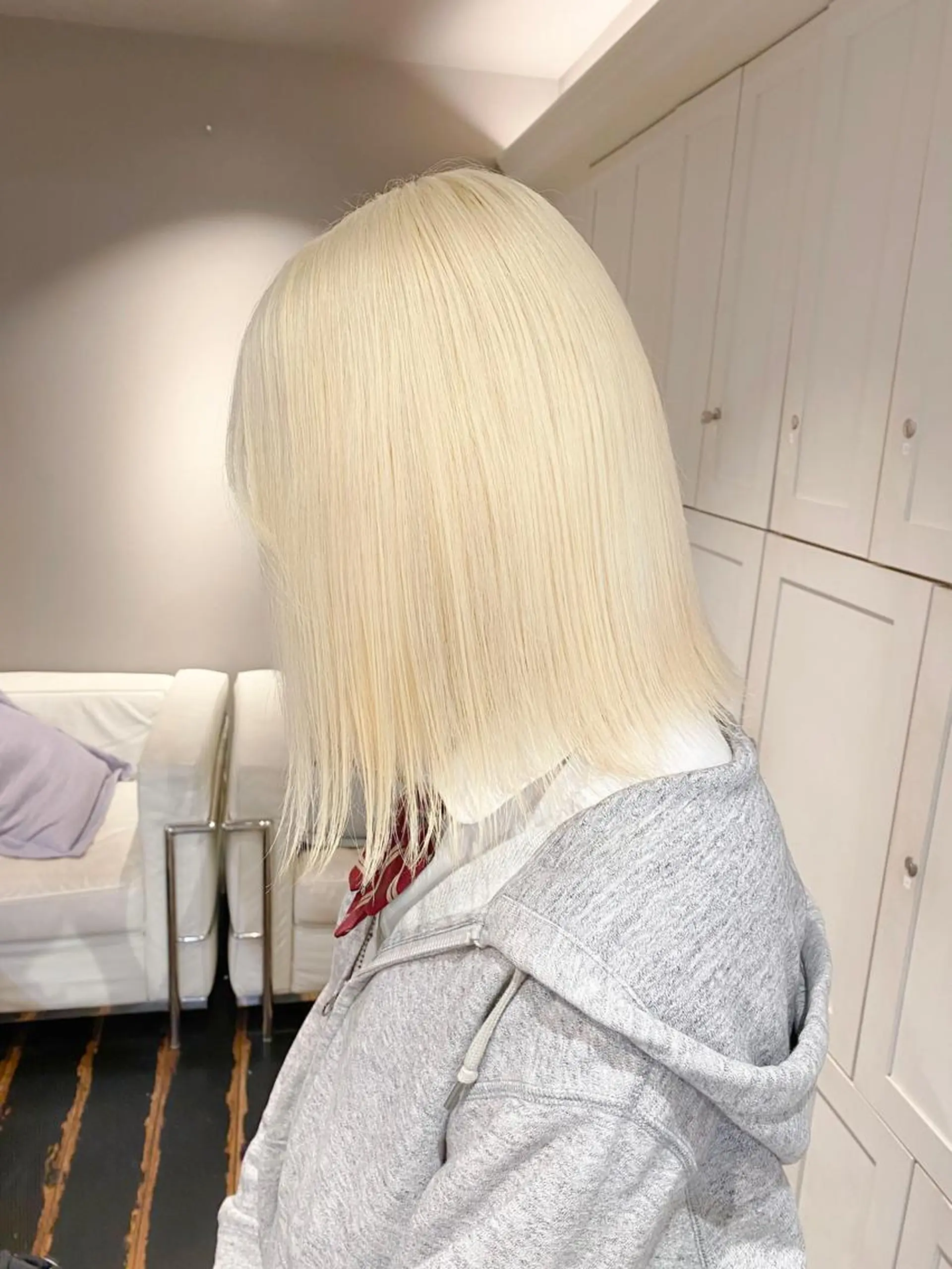 ミディアム カラー トリートメント 切りっぱなしボブ レイヤー/縮毛矯正のヘアスタイル