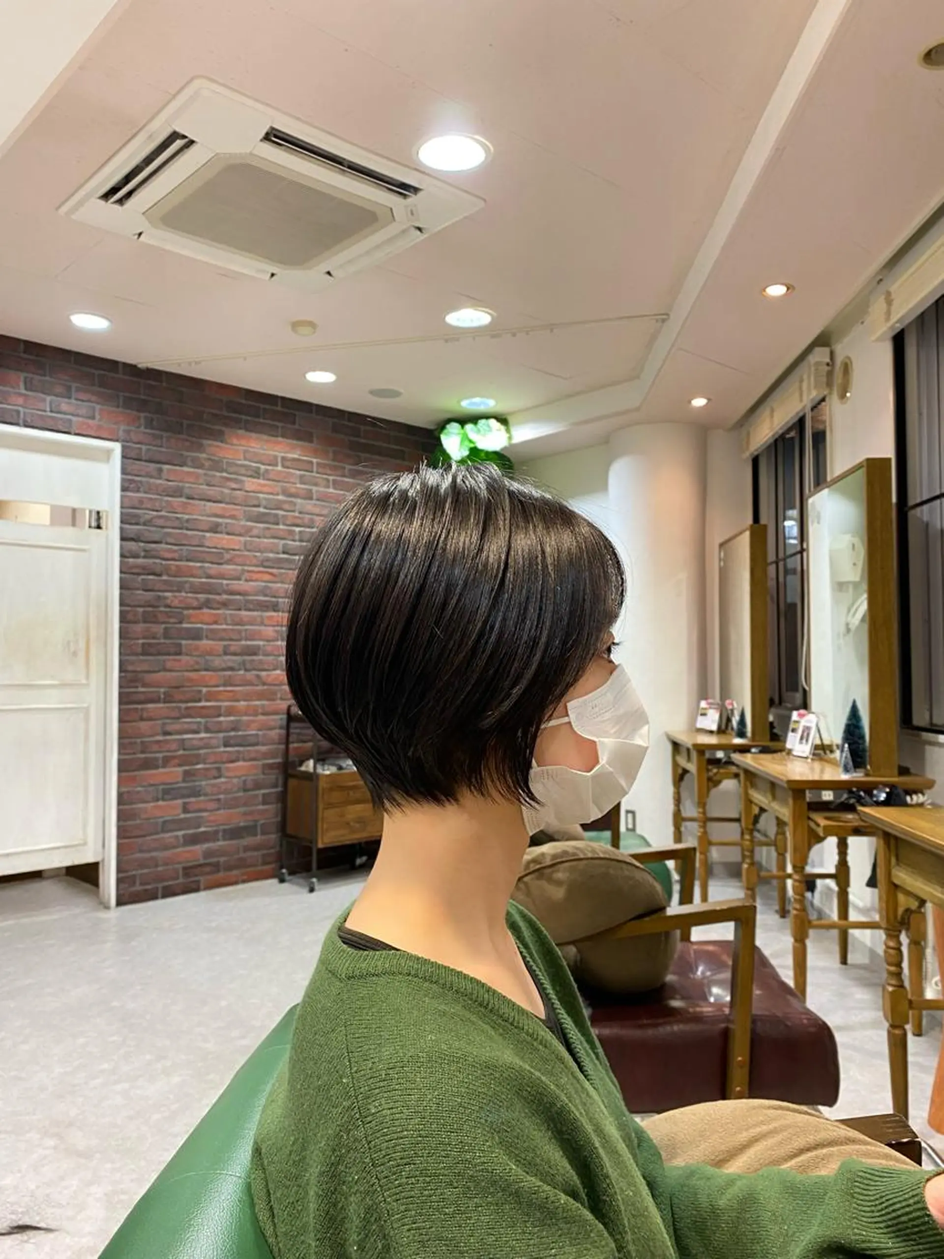 ショート くびれヘア ショートヘア 🌟ROUGE 🧸おびつななみのヘアスタイル