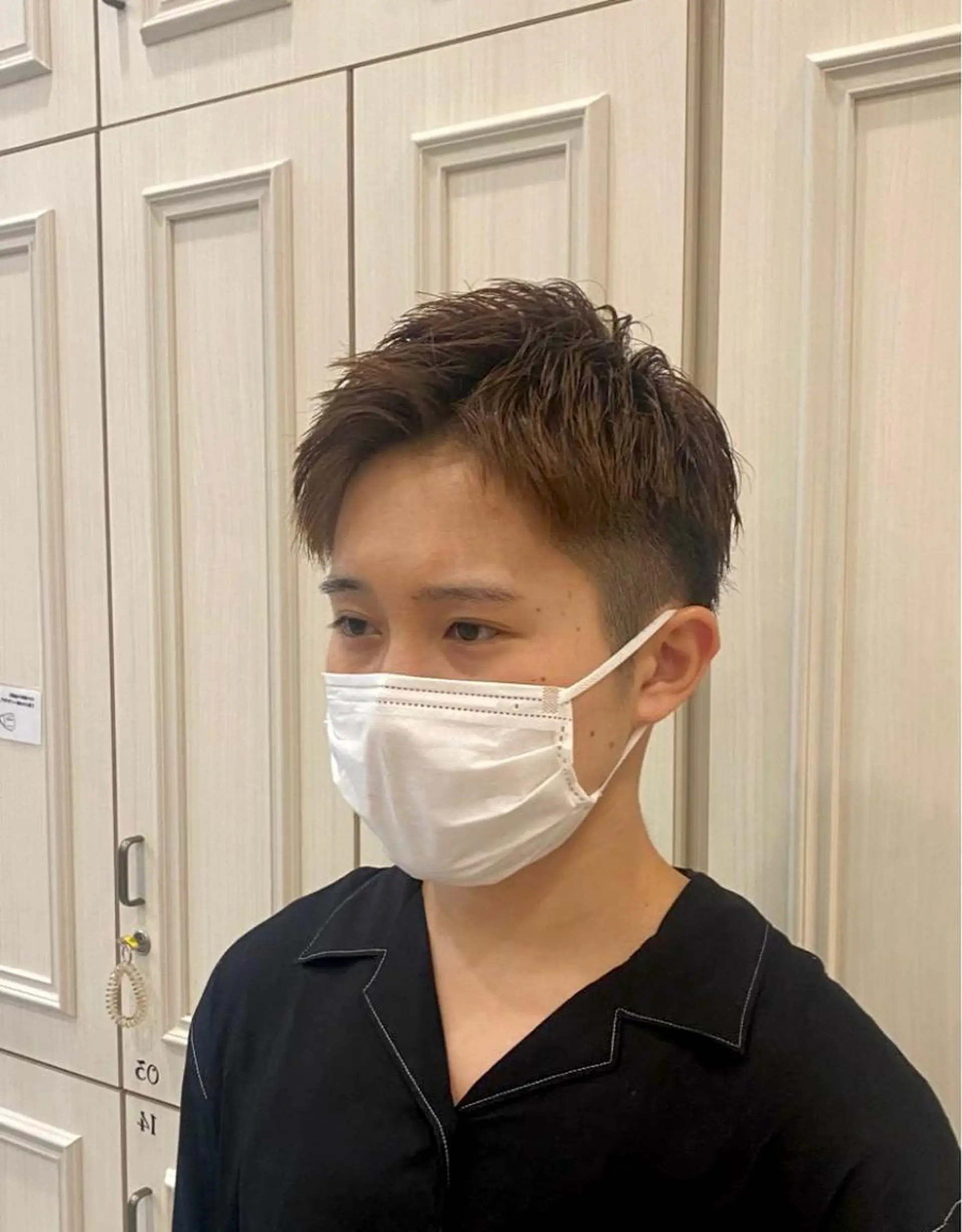 メンズ 大阪ウルフカット 🐺デザインカラーのヘアスタイル