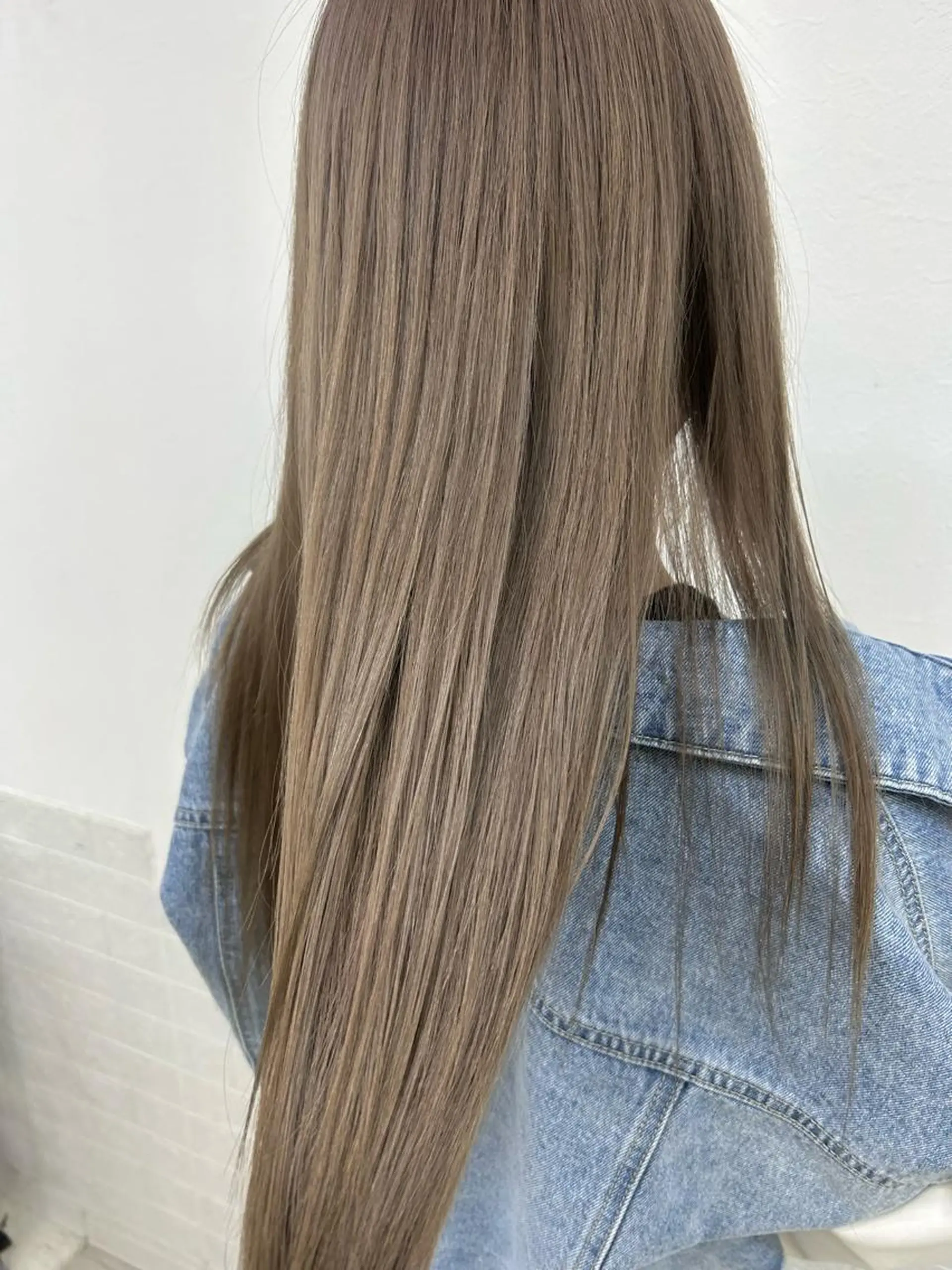 カラー ダブルスキルエクステ /羽エクステ白石宇由のヘアスタイル