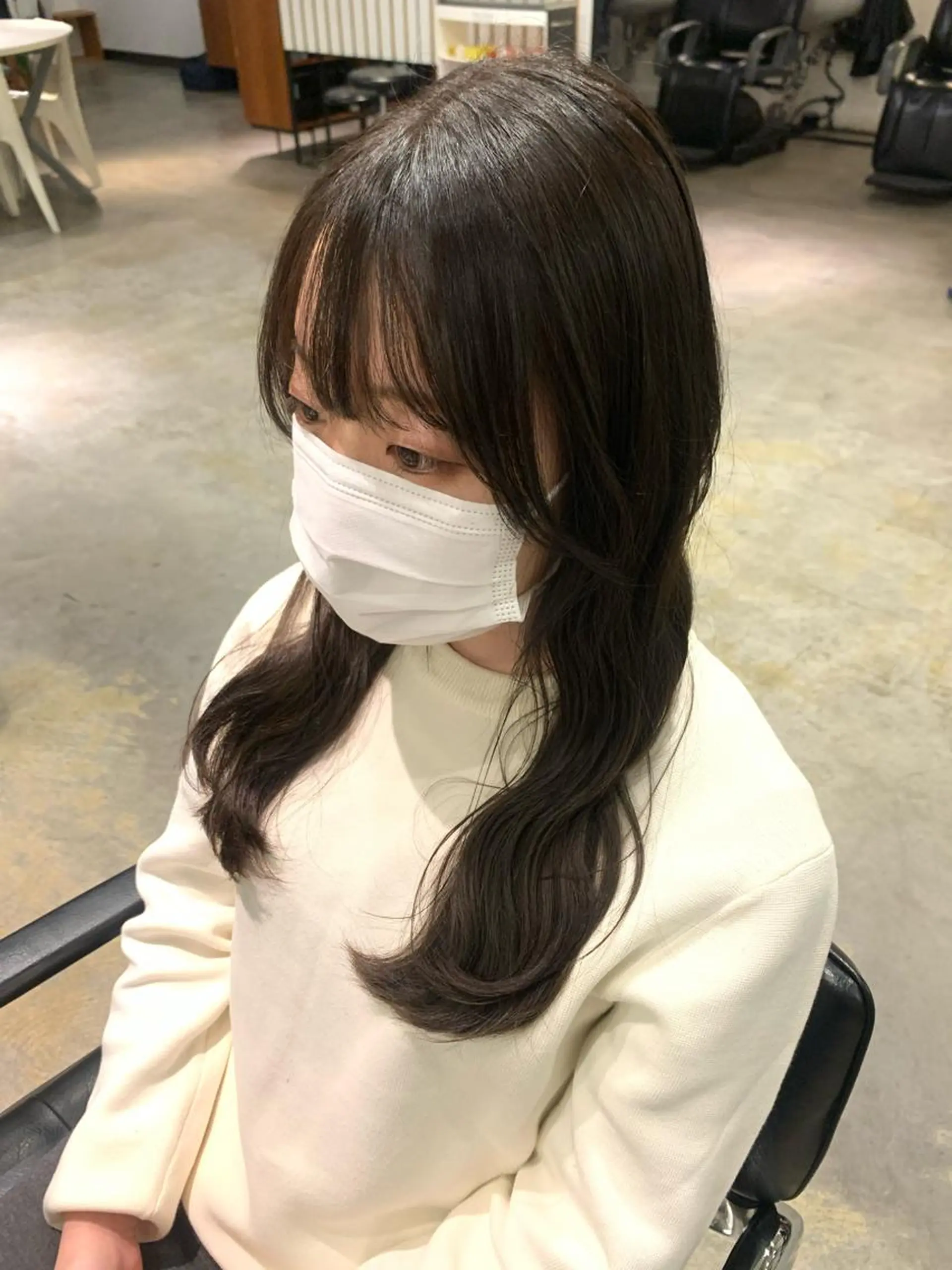 ロング カラー 透明感カラー レイヤーカット りなのヘアスタイル