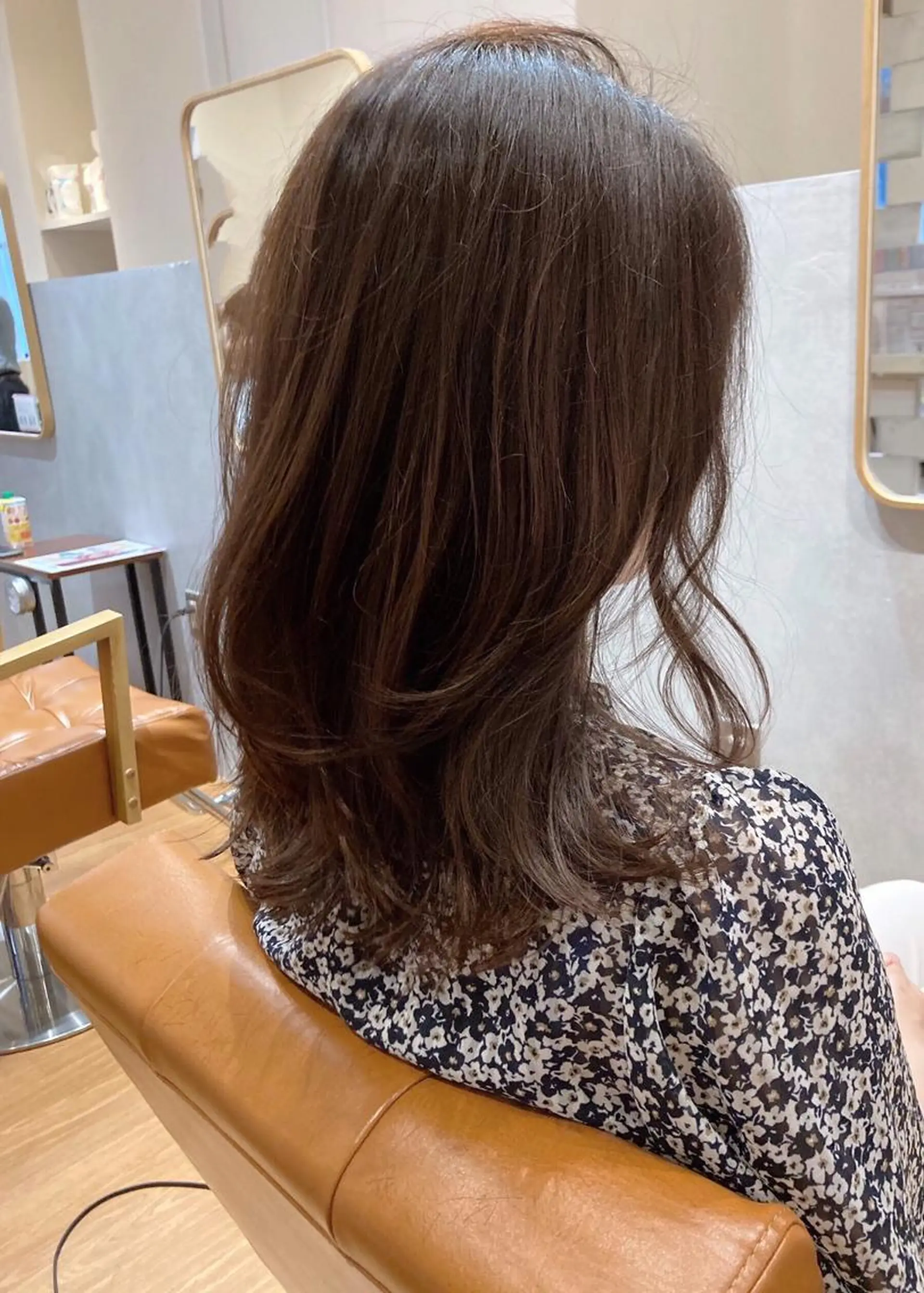 セミロング chill out 塚口本町店のヘアスタイル