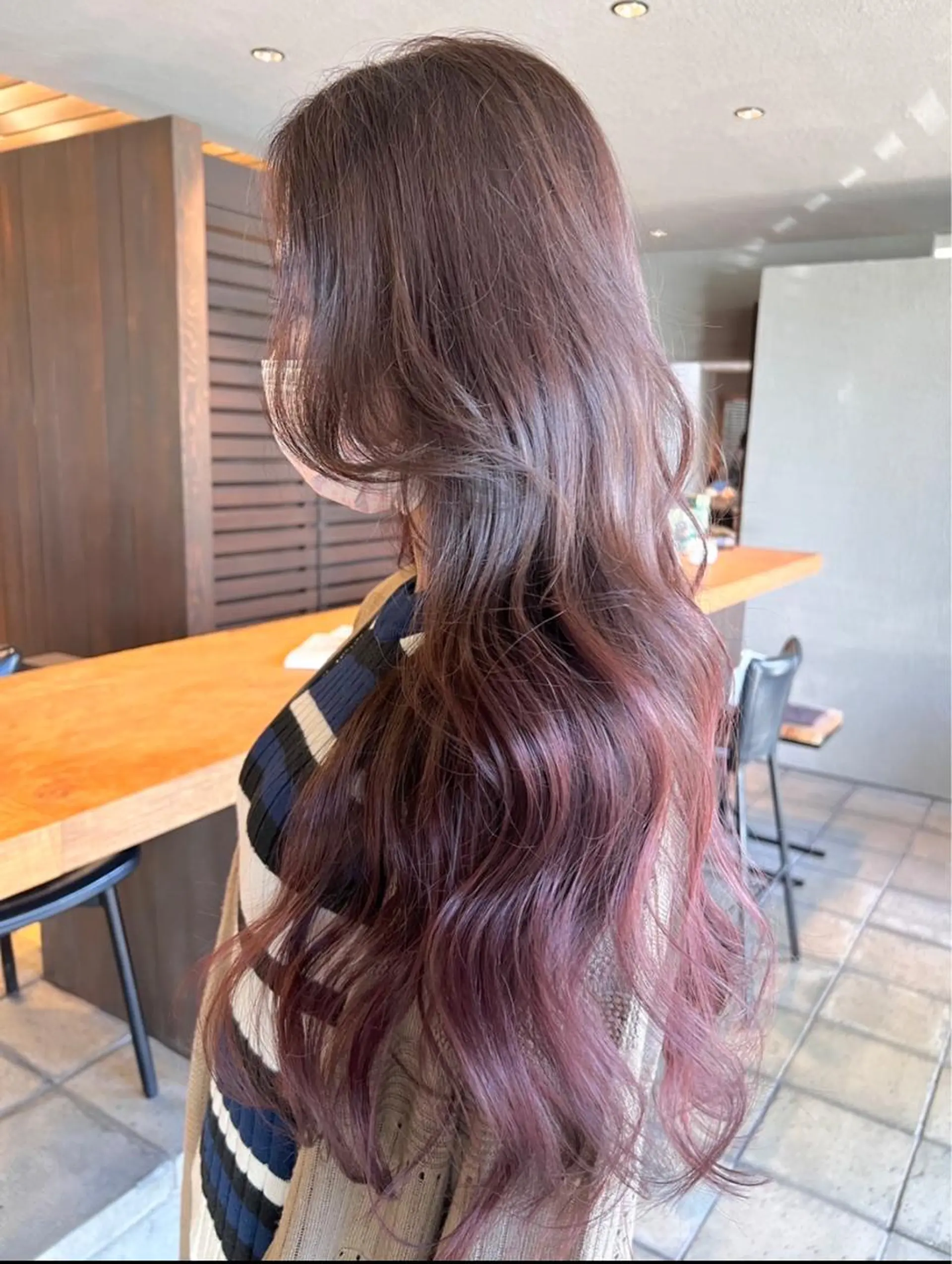 カラー ブリーチ ケアブリーチ ダブルカラー イヤリングカラー ハイライトカラー 渡辺 麻衣のヘアスタイル