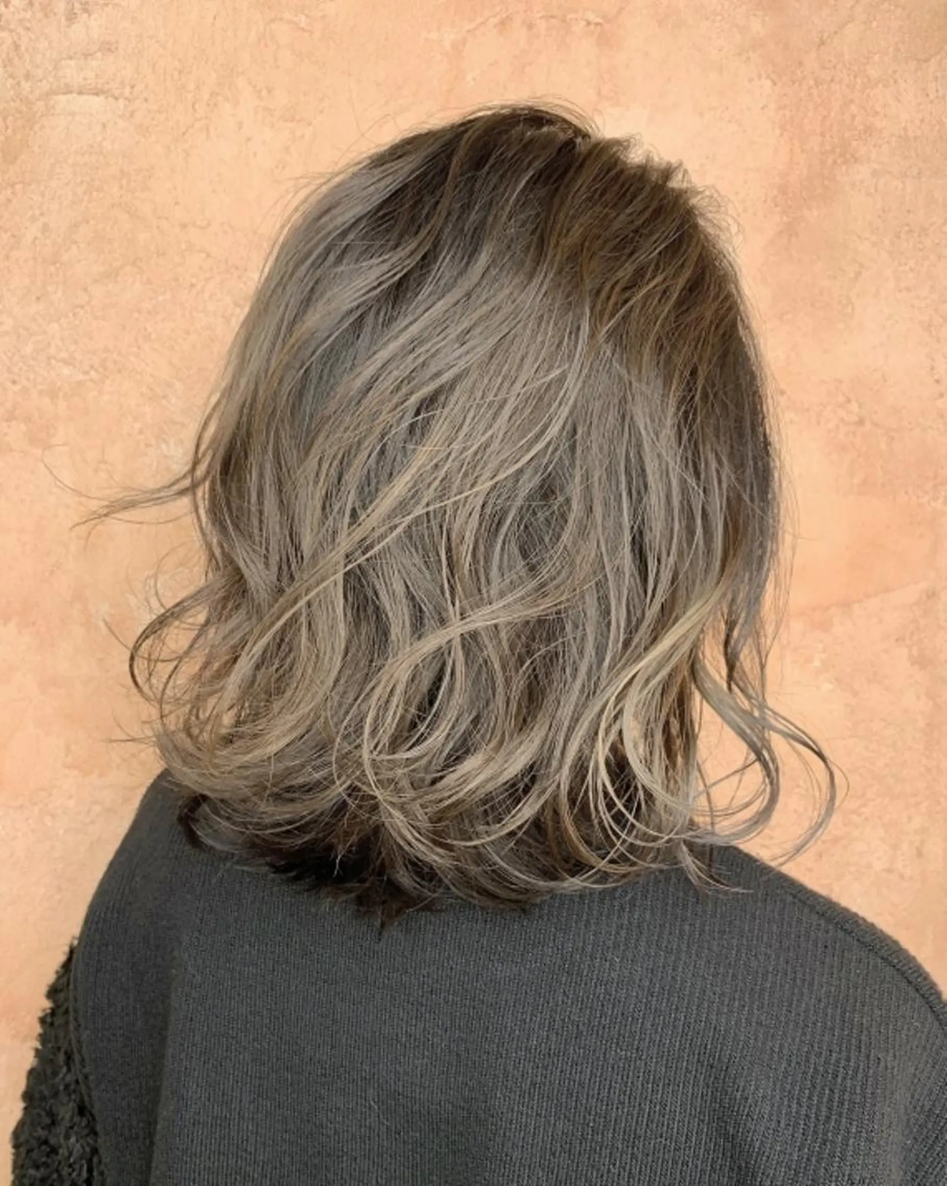 ミディアム カラー ミディアムパーマ アッシュ アッシュブラウン ベージュカラー 黒髪 N° aria 三軒茶屋のその他イメージ