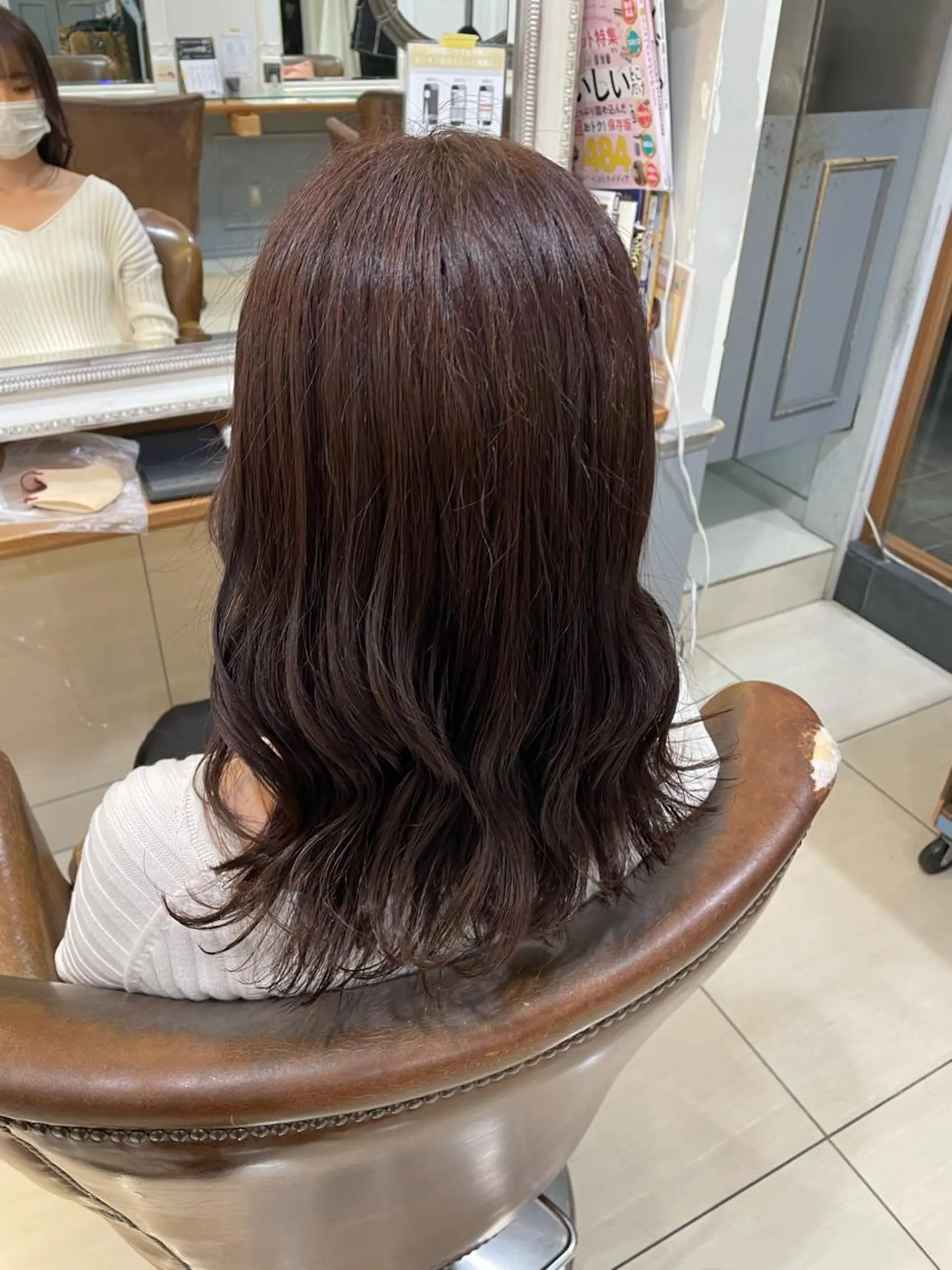 セミロング Neolive 千尋のヘアスタイル