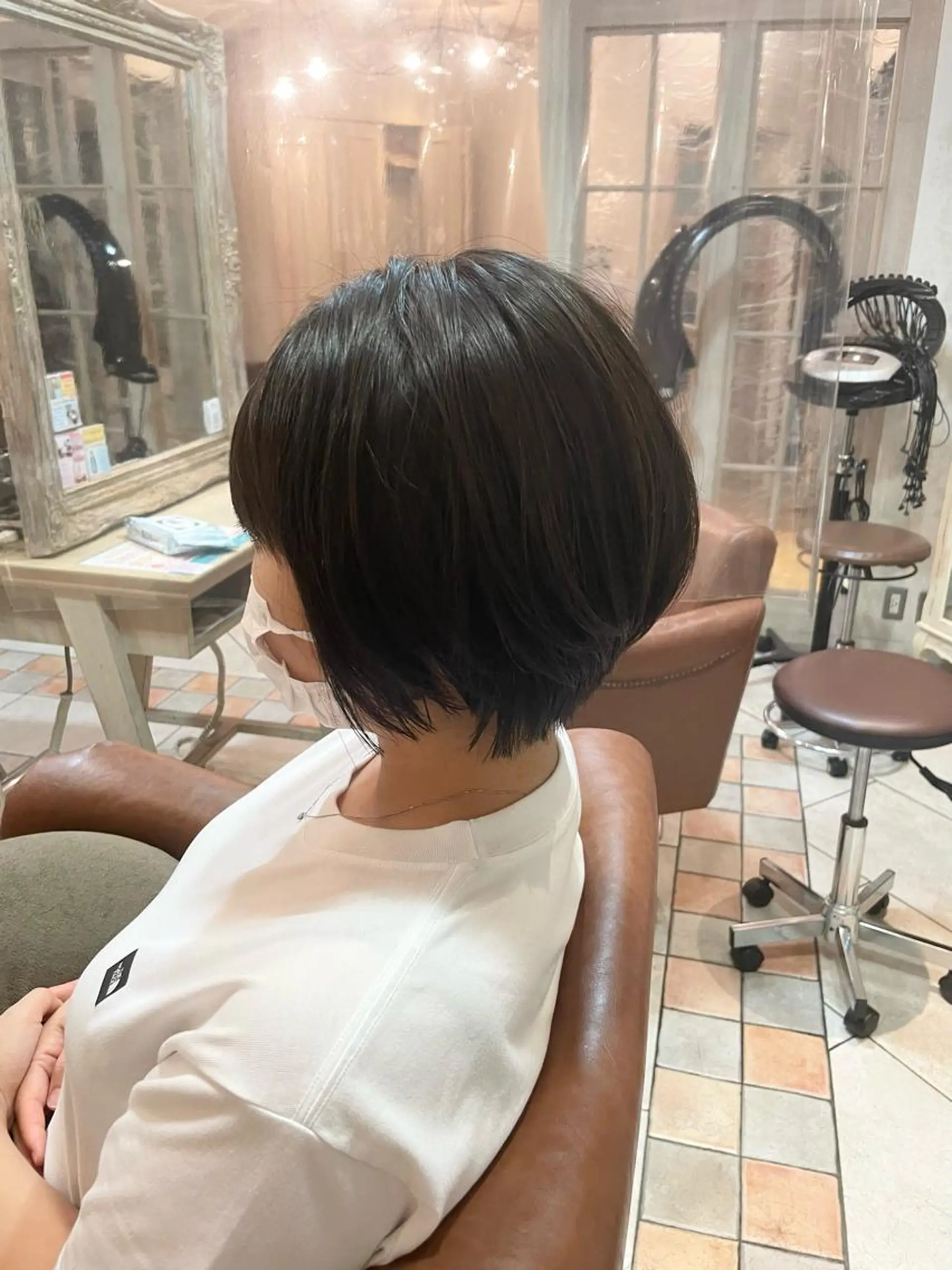 ショート パーマ くせ毛 ショートヘア ストレートパーマ 前平 友慈のヘアスタイル