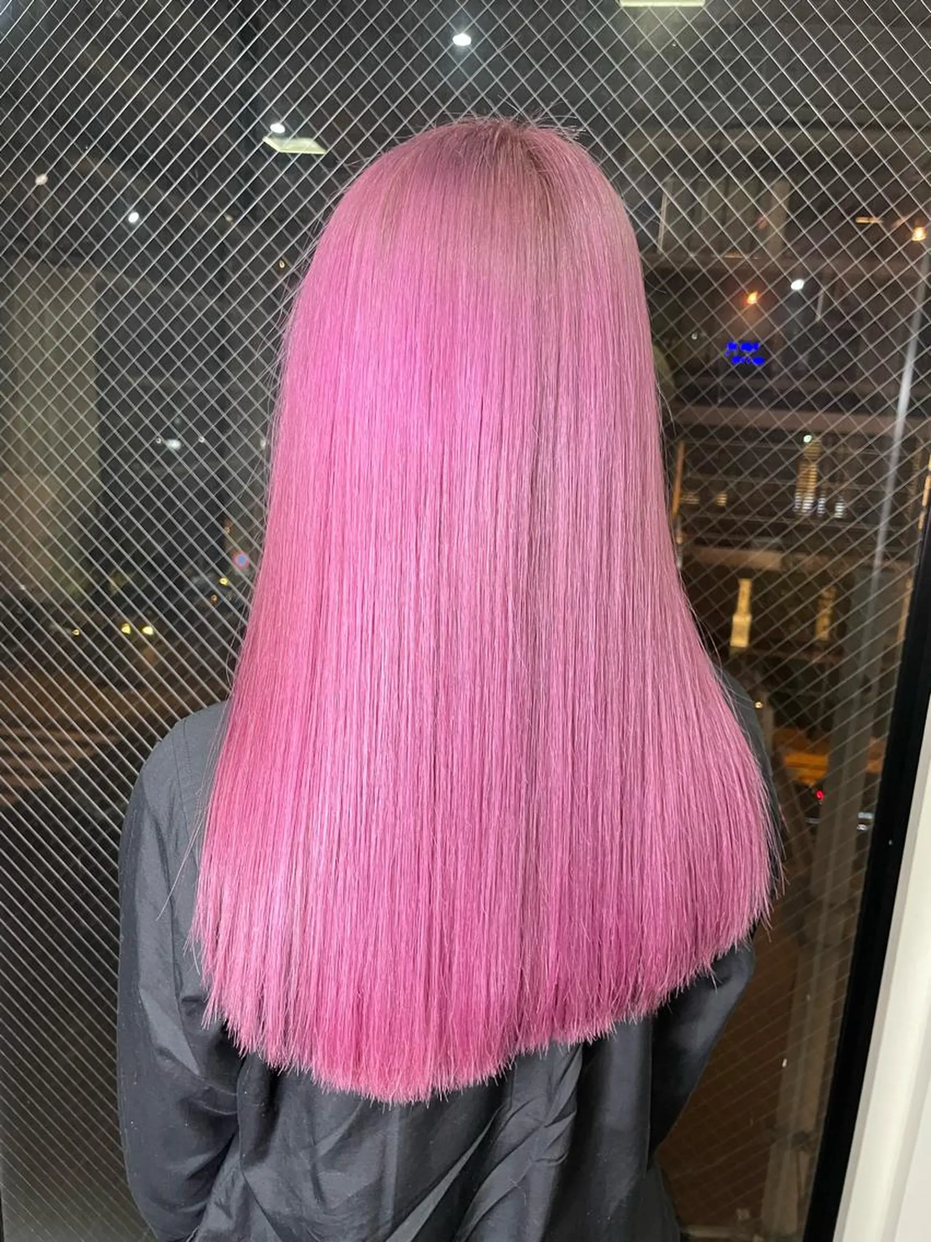 ロング カラー アッシュ バレイヤージュ ベージュカラー ブリーチ グラデーションカラー 安田和洋 ブリーチカラー特化のヘアスタイル