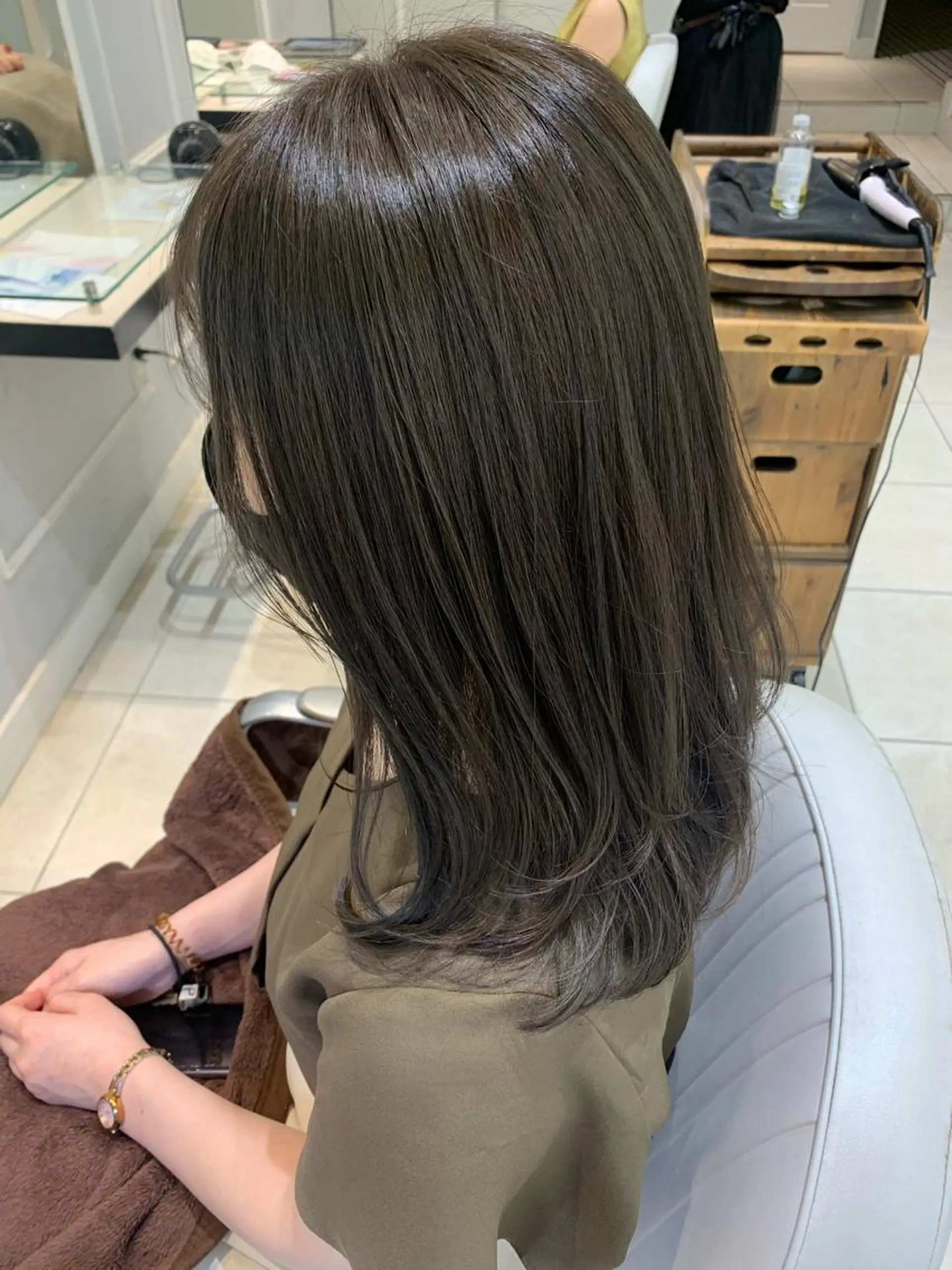 セミロング カット トリートメント 髪質改善/縮毛矯正 🎀小林 唯 🎀のヘアスタイル