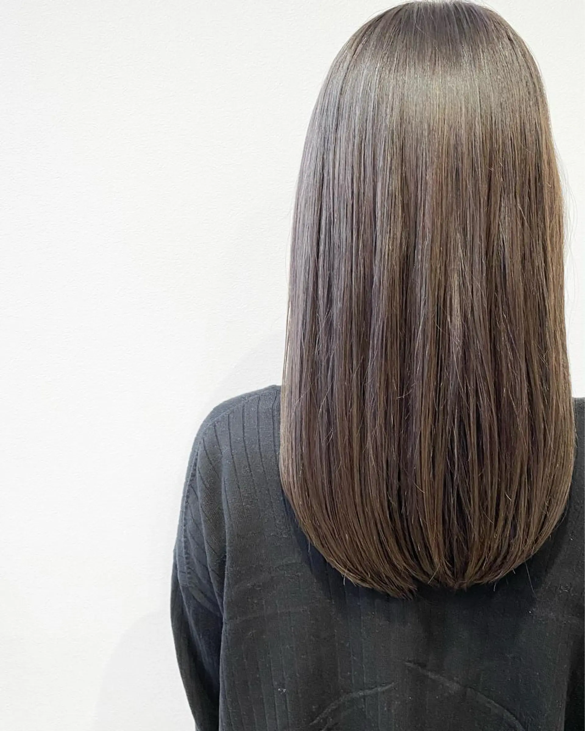 セミロング ヘアカラー トリートメント MYRTLE TSUNODAのヘアスタイル