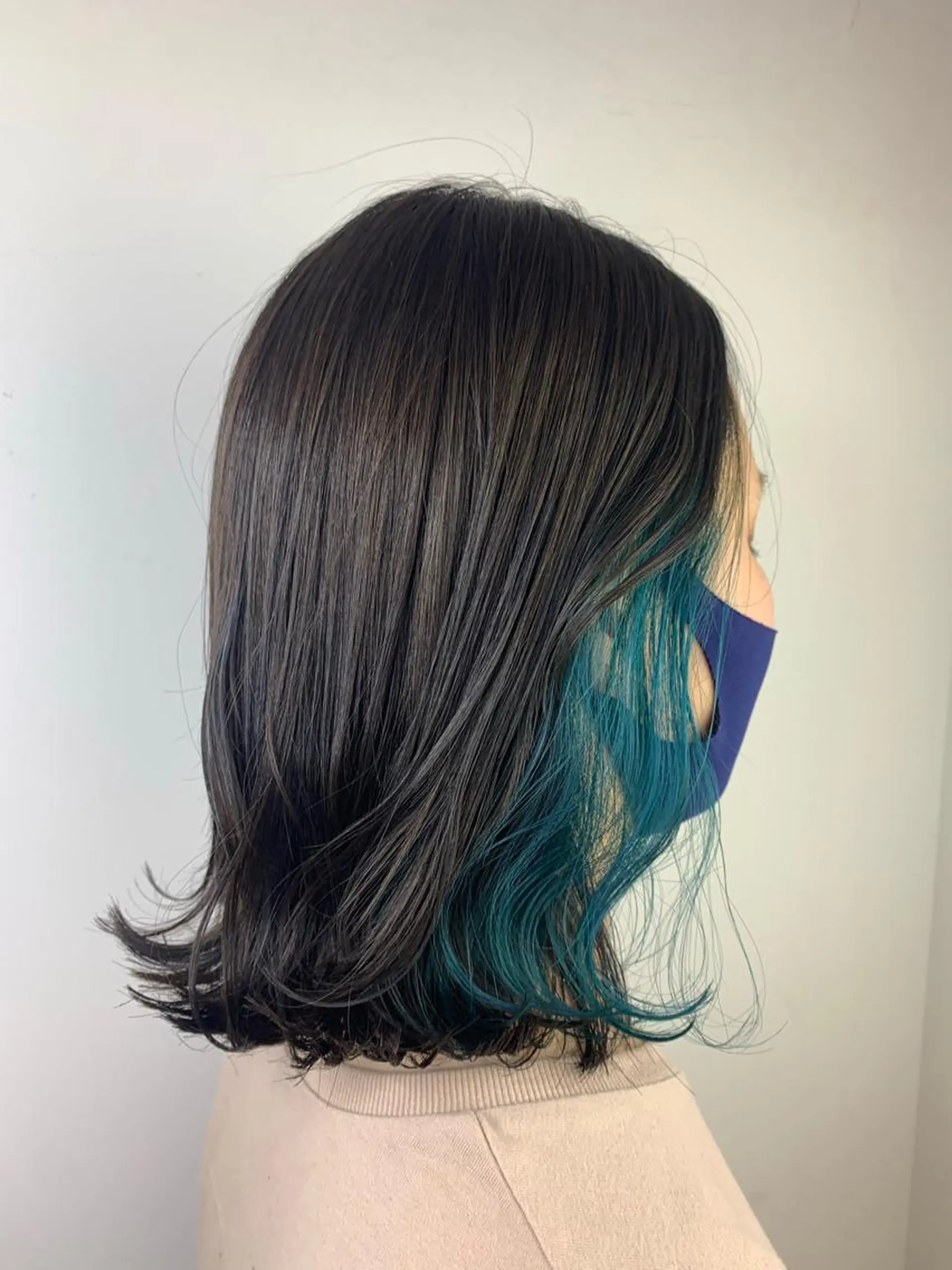 ミディアム カラー ブリーチ ブルーカラー 【美髪を叶える】中谷 彰宏（アキ)のヘアスタイル